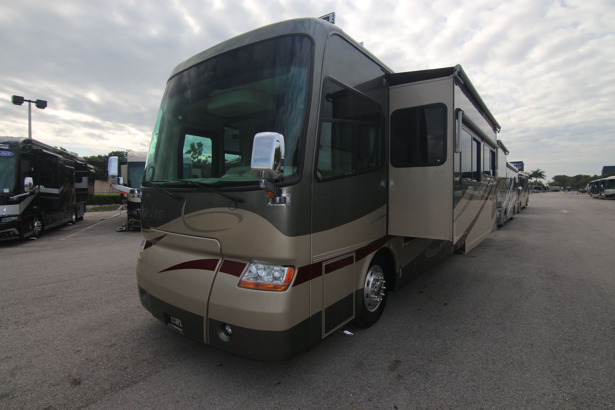 Used 2006 Tiffin Motor Homes Phaeton 40QDH Class A  For Sale