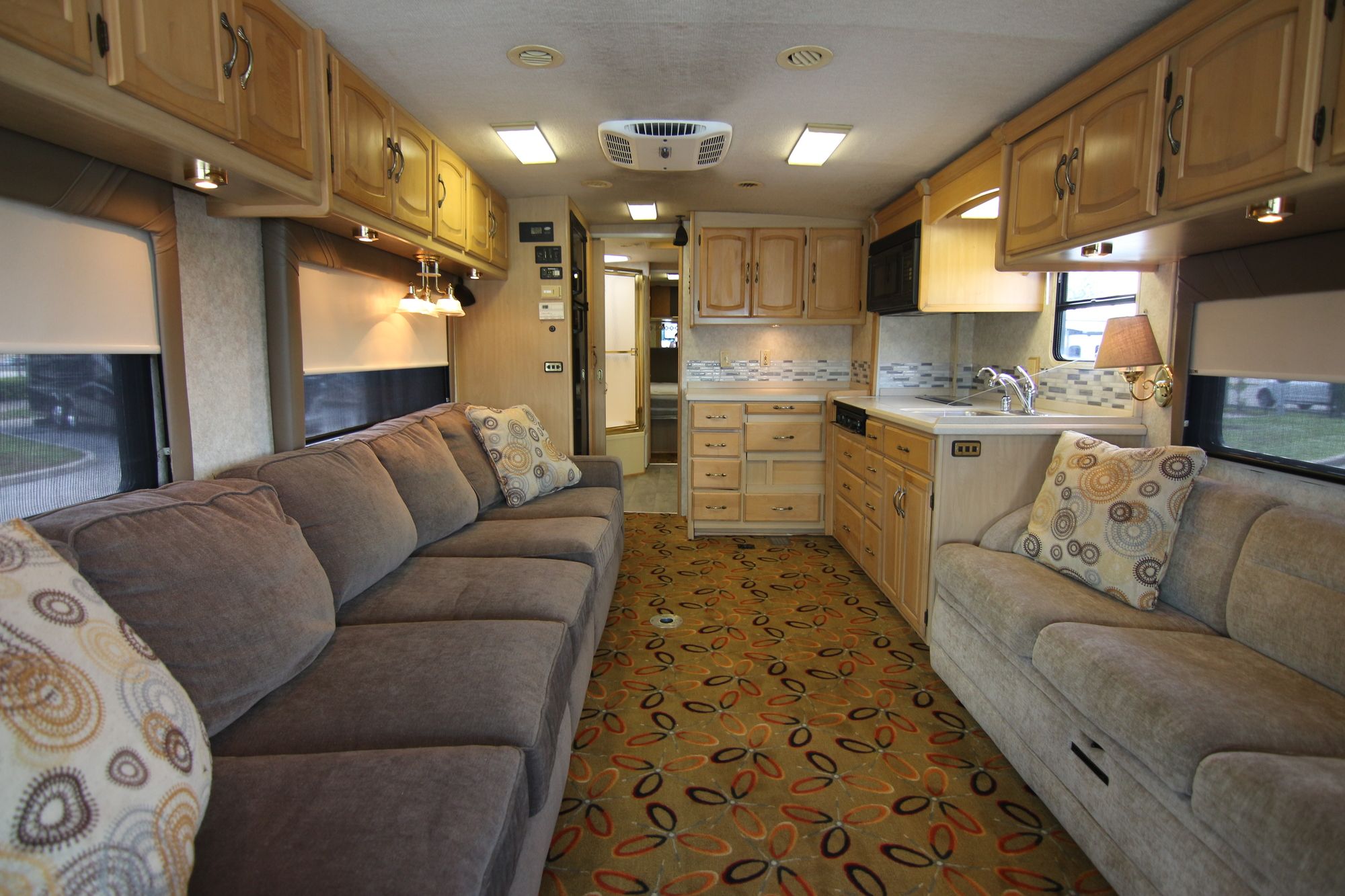 Used 1999 Winnebago Ultimate Advantage 38K Class A  For Sale