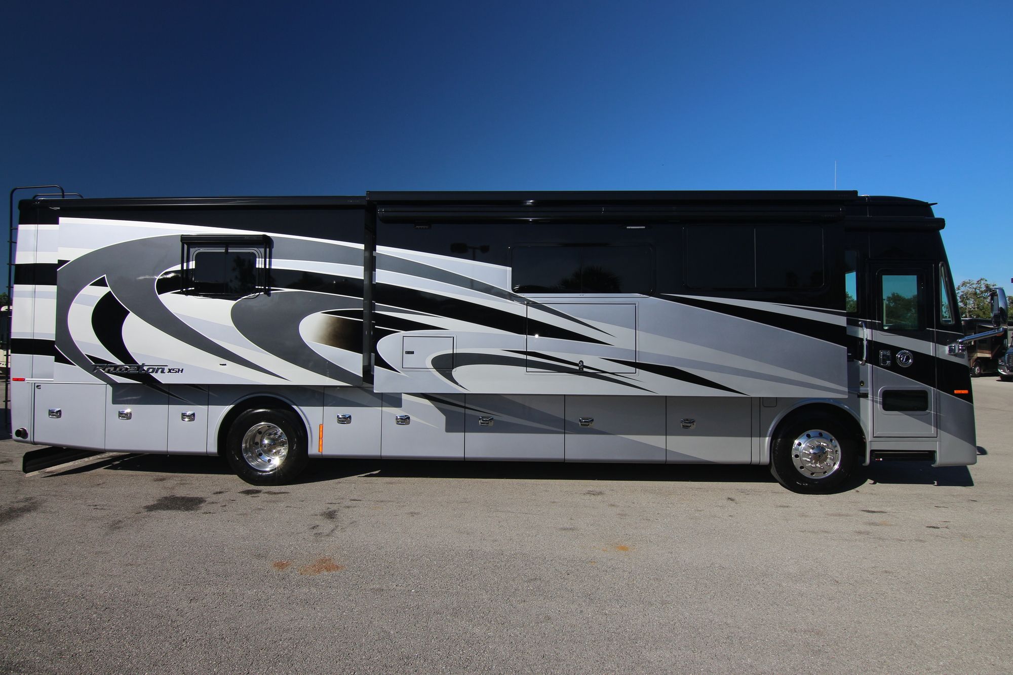 New 2020 Tiffin Motor Homes Phaeton 40IH Class A  For Sale