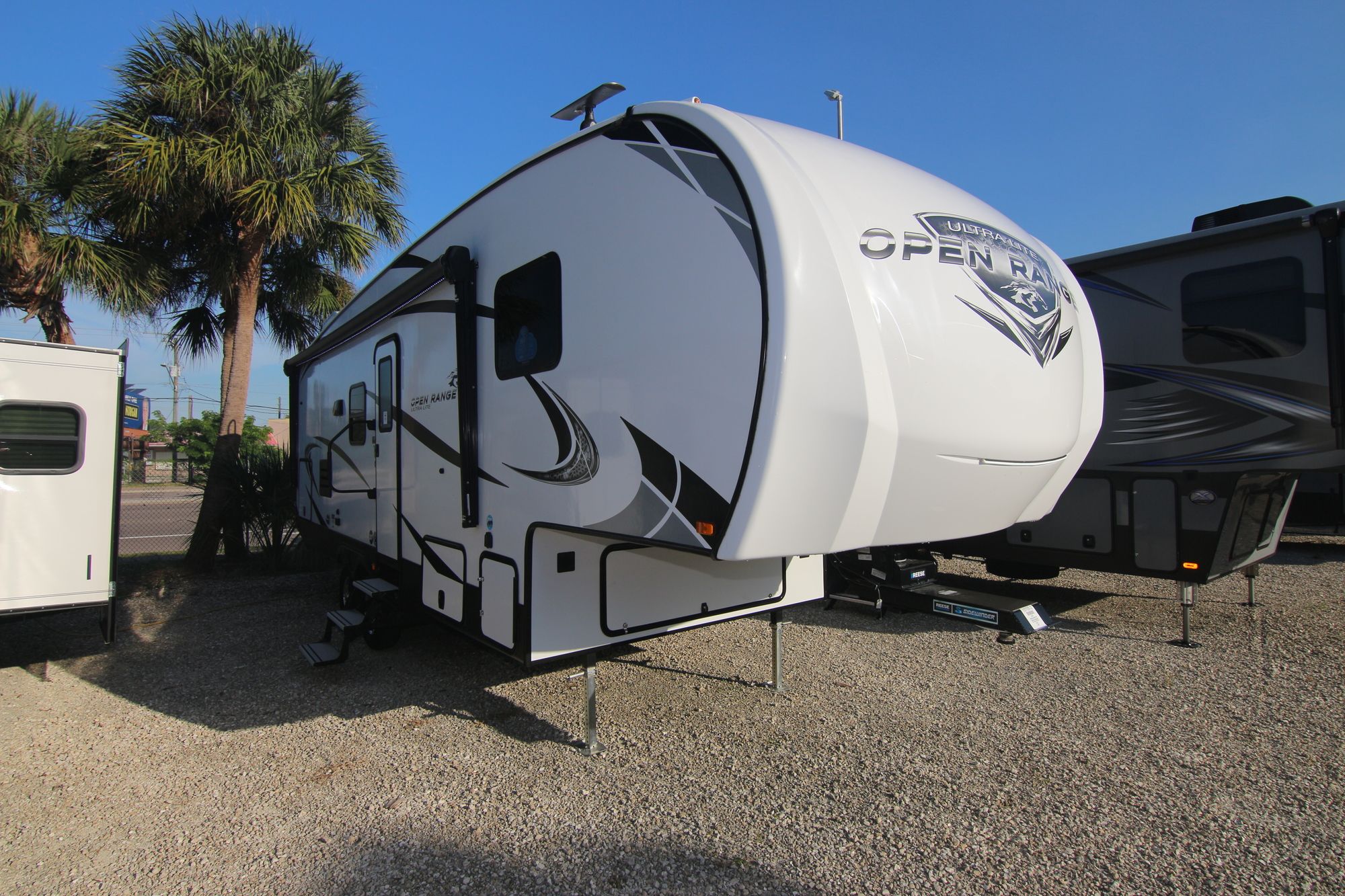 Used 2019 Highland Rv Opn Rge2502 LITE Fifth Wheel  For Sale