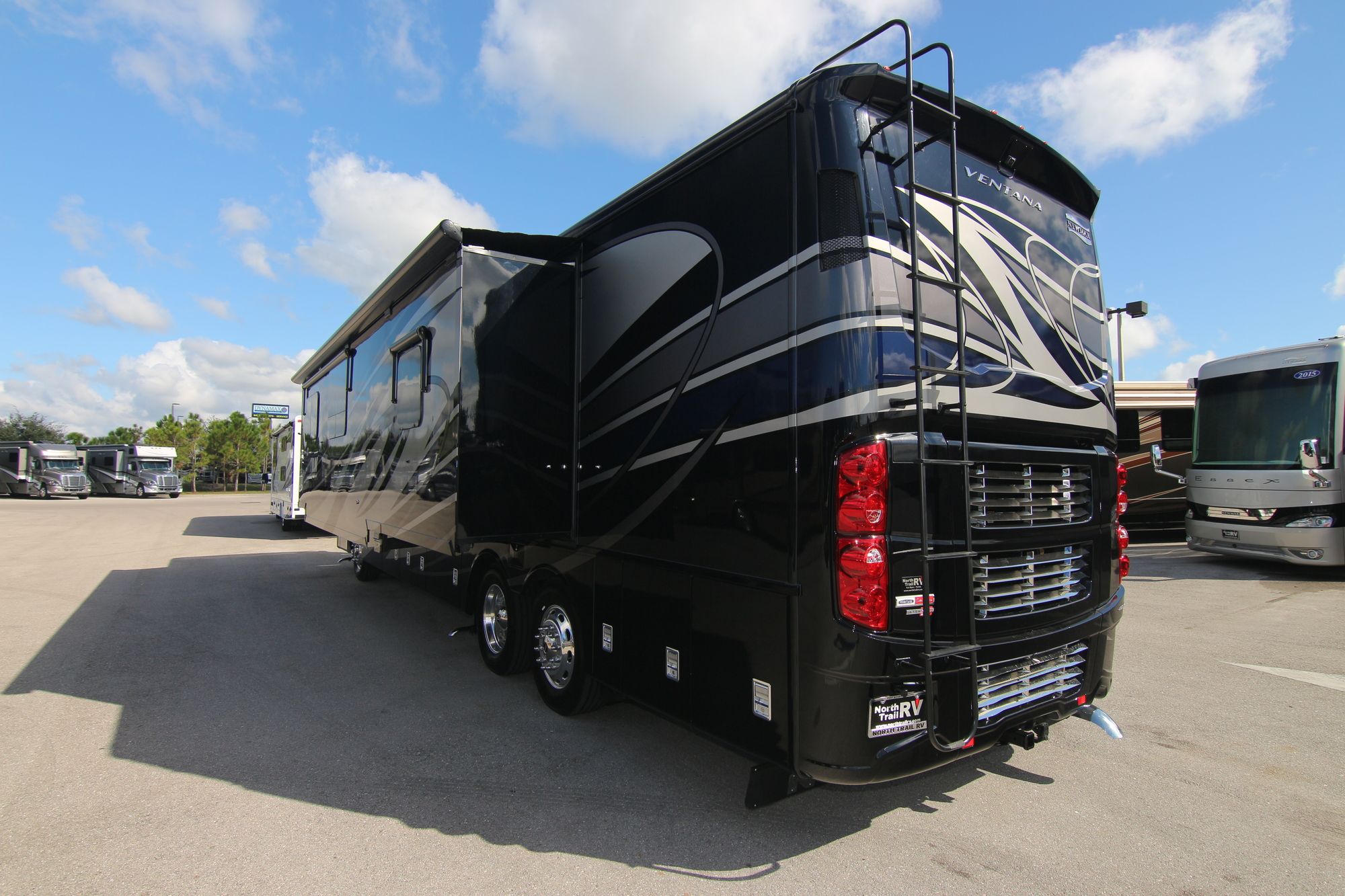 Used 2018 Newmar Ventana 4037 Class A  For Sale