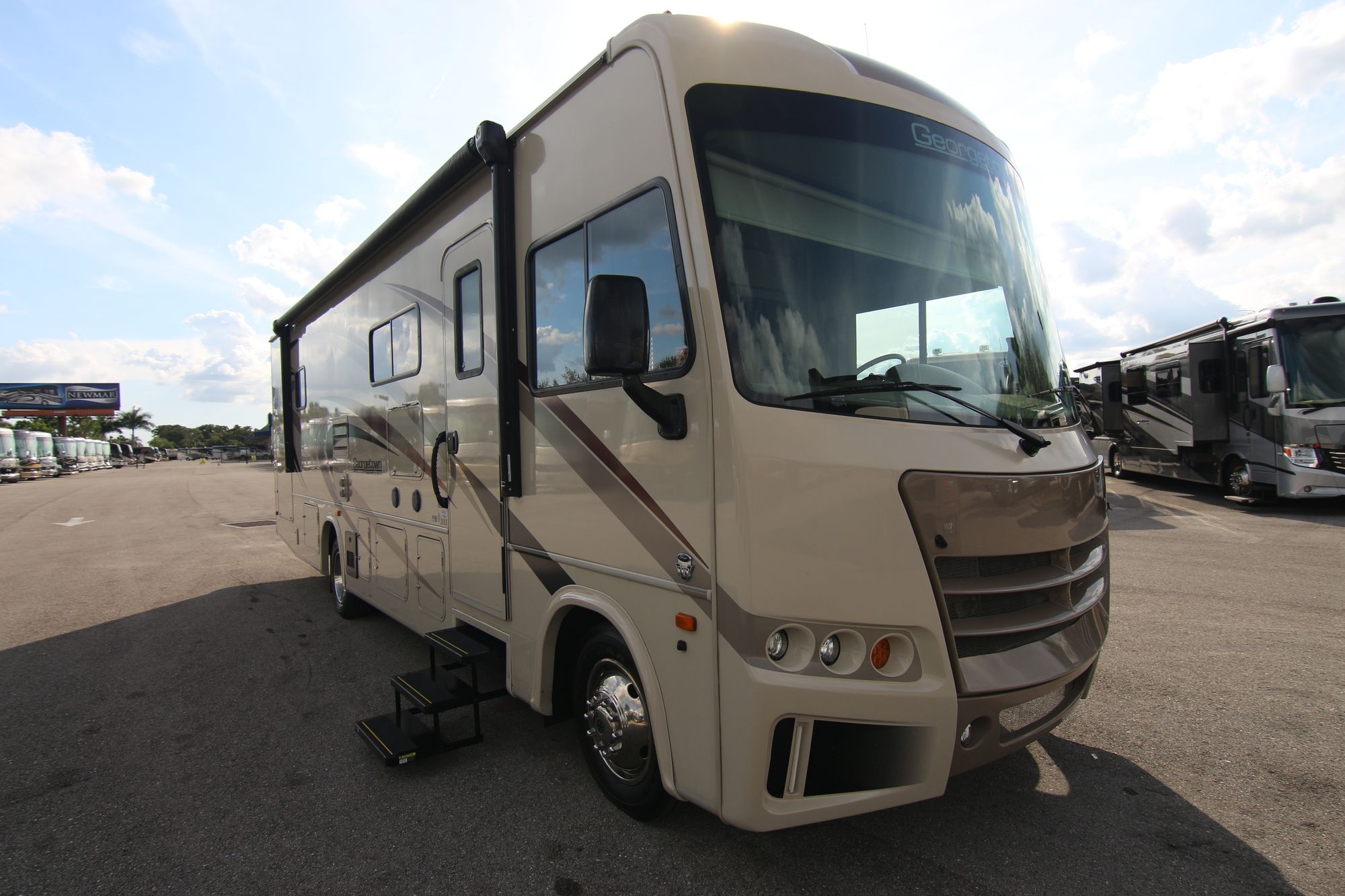 Used 2018 Forest River Georgetown 30X3 Class A  For Sale