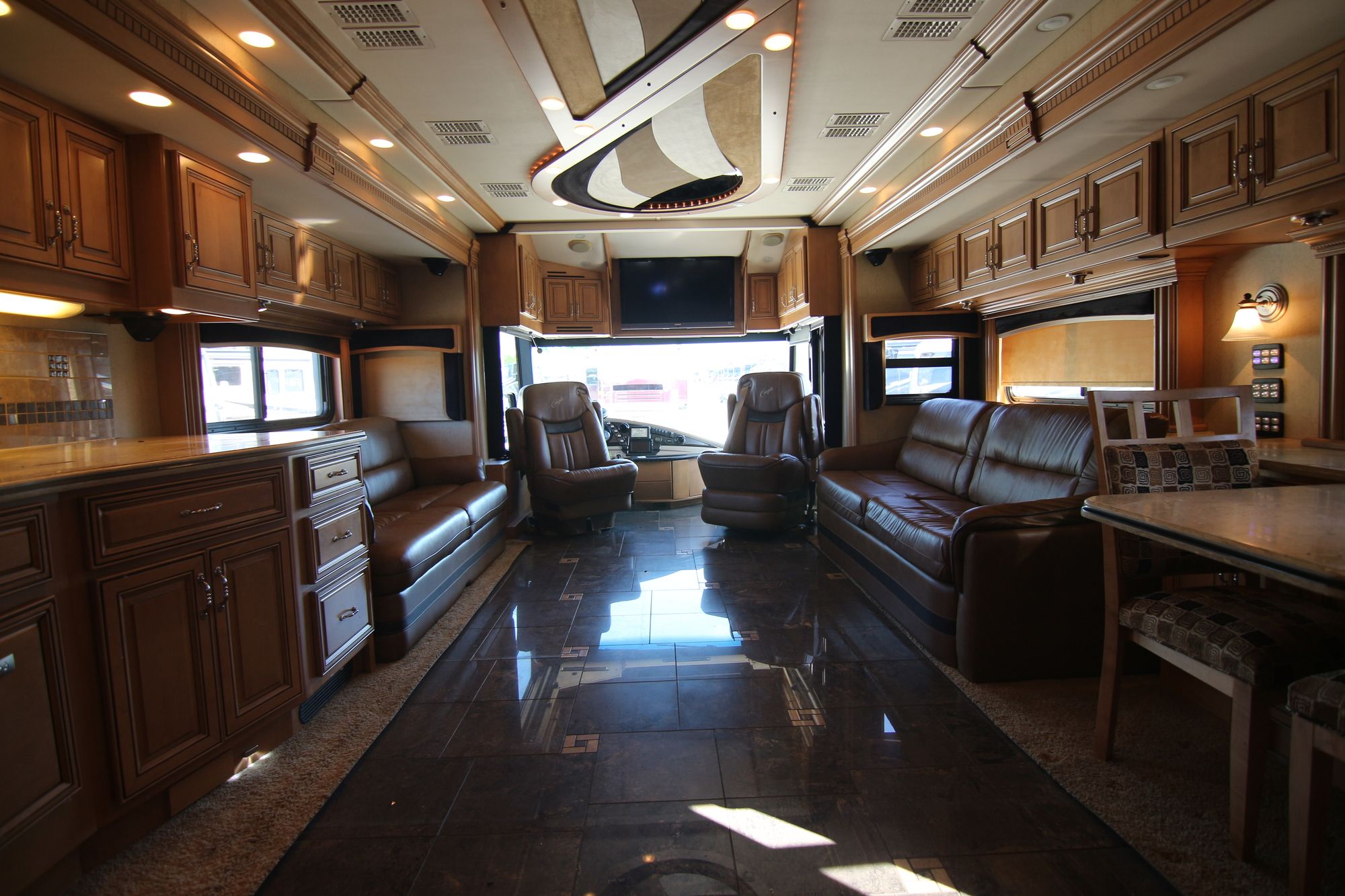 Used 2011 American Eagle 42P Class A  For Sale