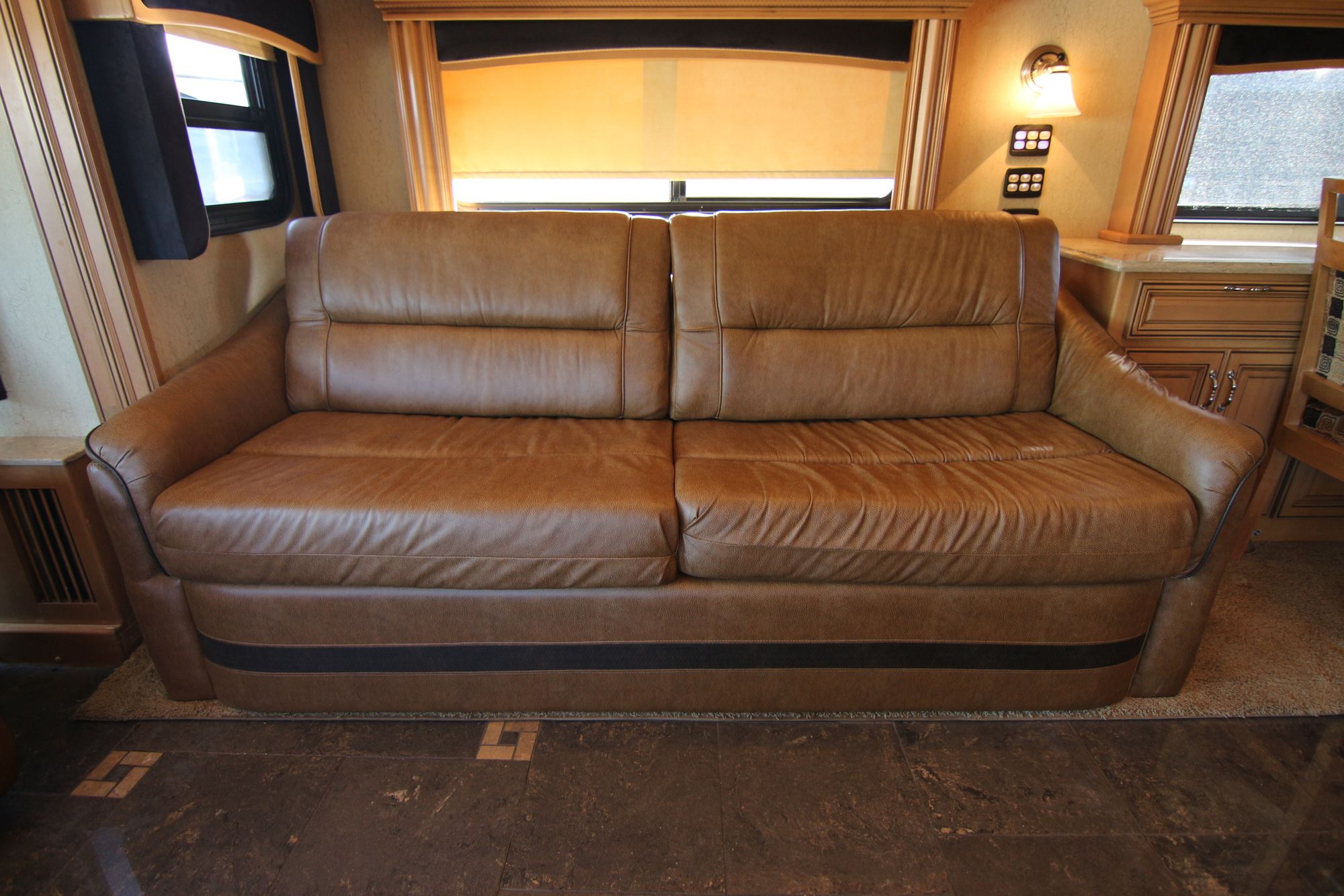 Used 2011 American Eagle 42P Class A  For Sale