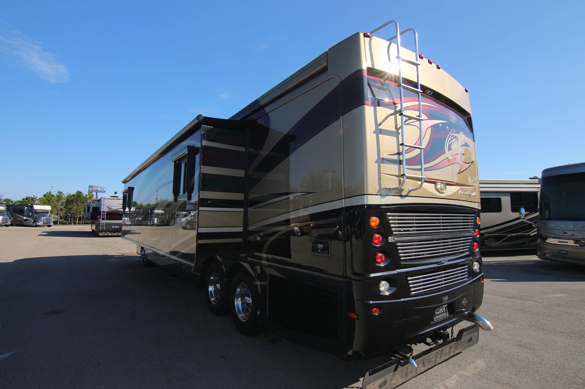 Used 2011 American Eagle 42P Class A  For Sale