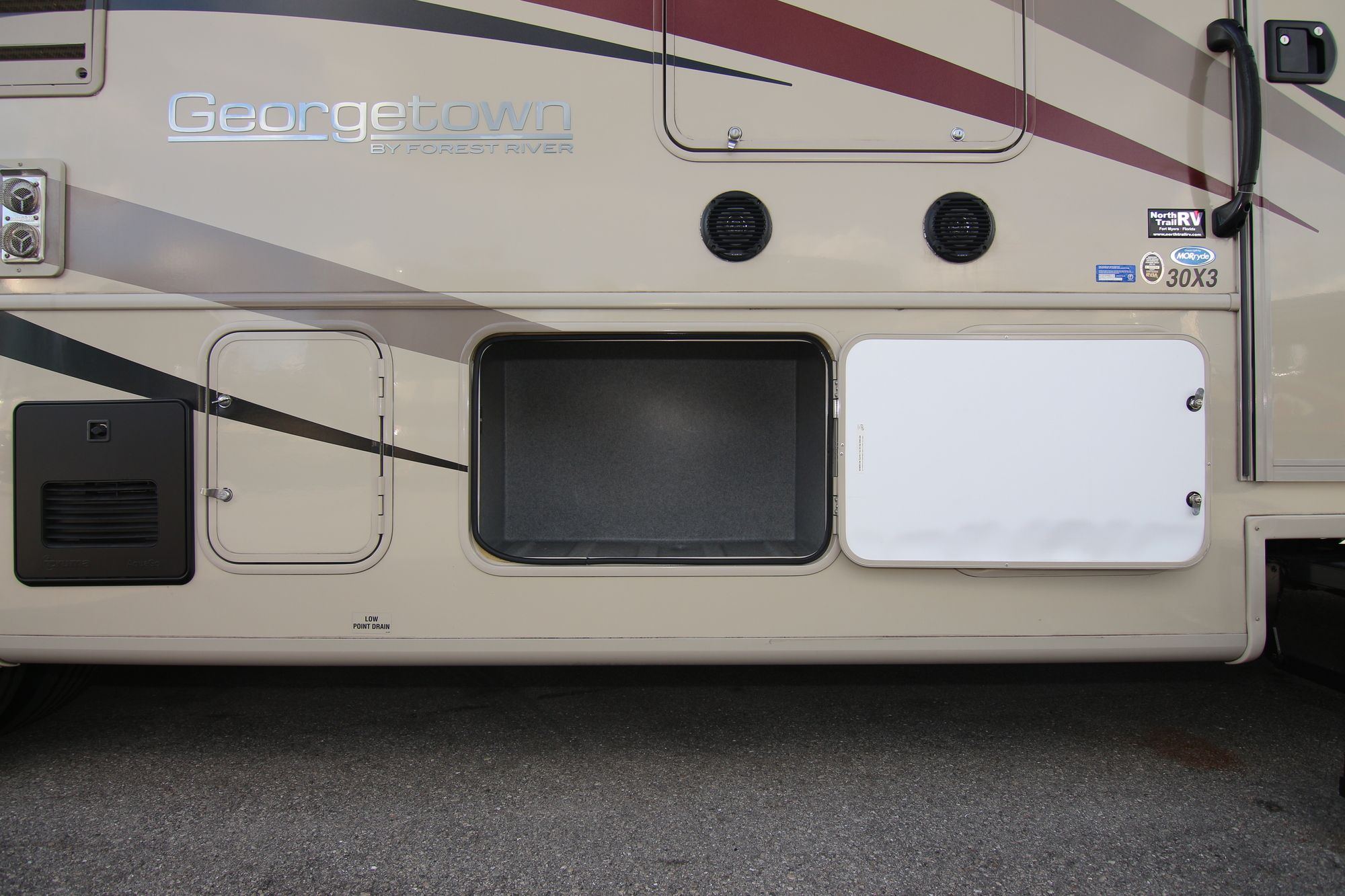 Used 2018 Forest River Georgetown 30X3 Class A  For Sale