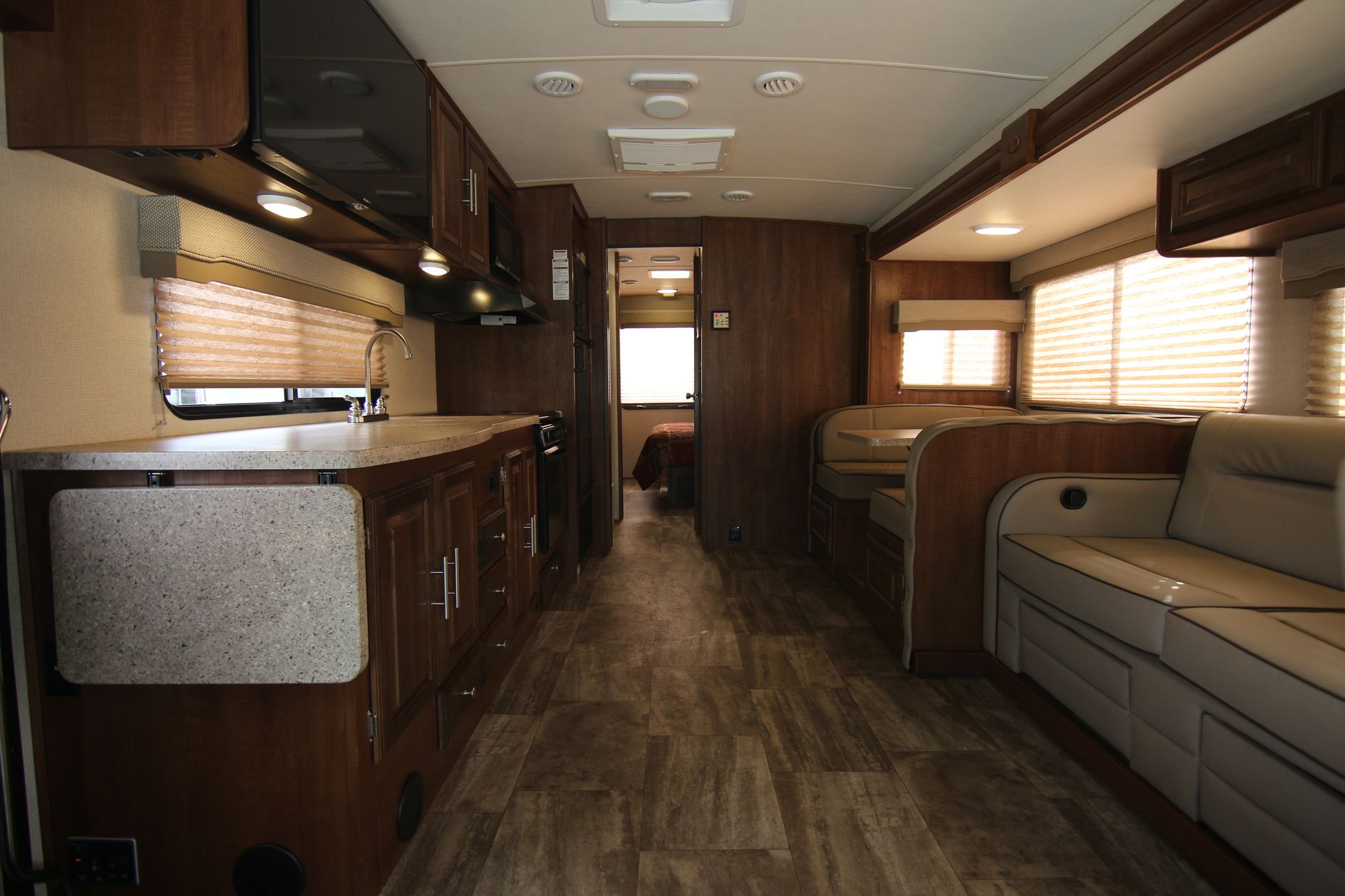 Used 2018 Forest River Georgetown 30X3 Class A  For Sale