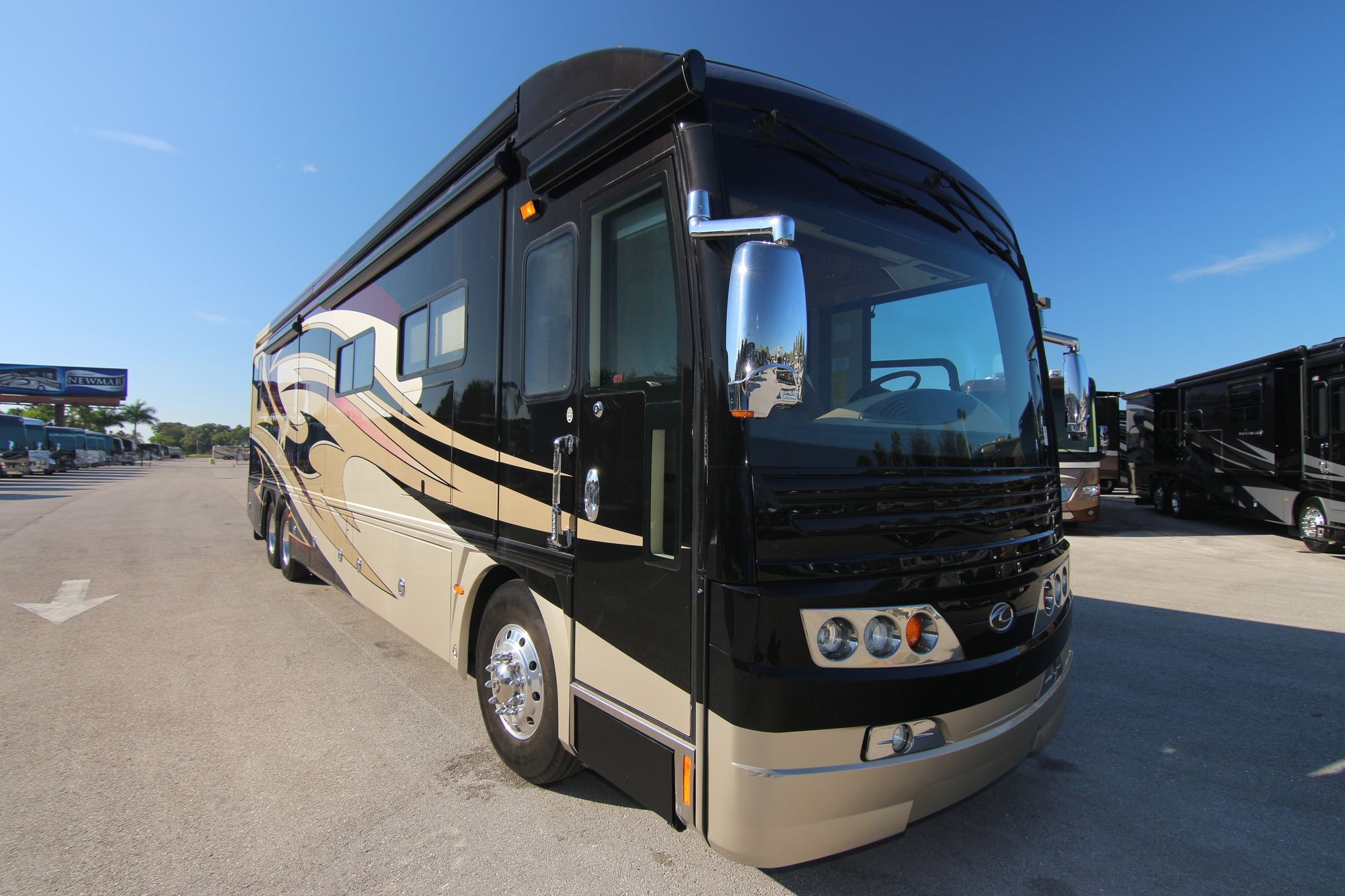 Used 2011 American Eagle 42P Class A  For Sale