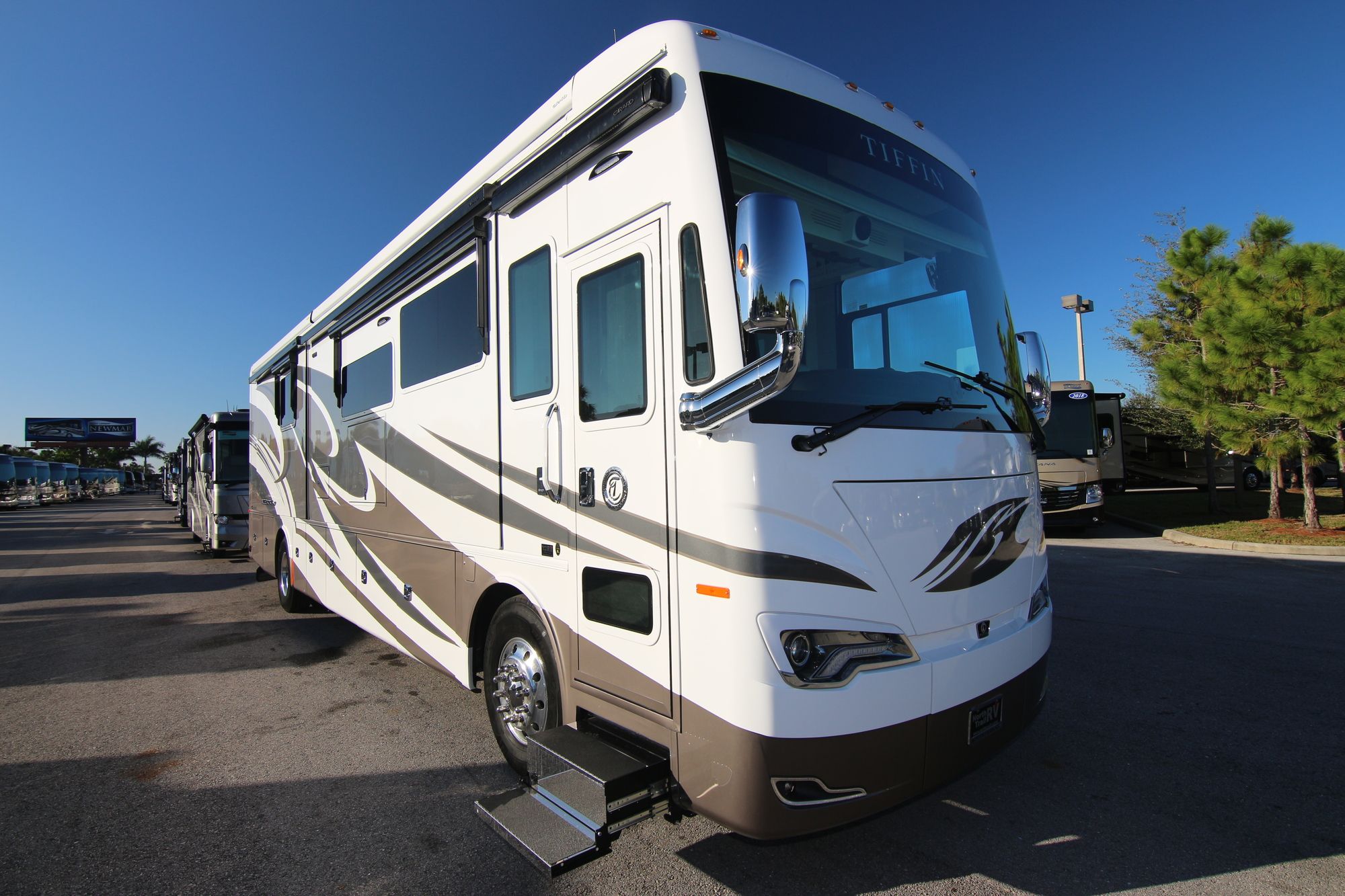 New 2020 Tiffin Motor Homes Allegro Bus 40IP Class A  For Sale