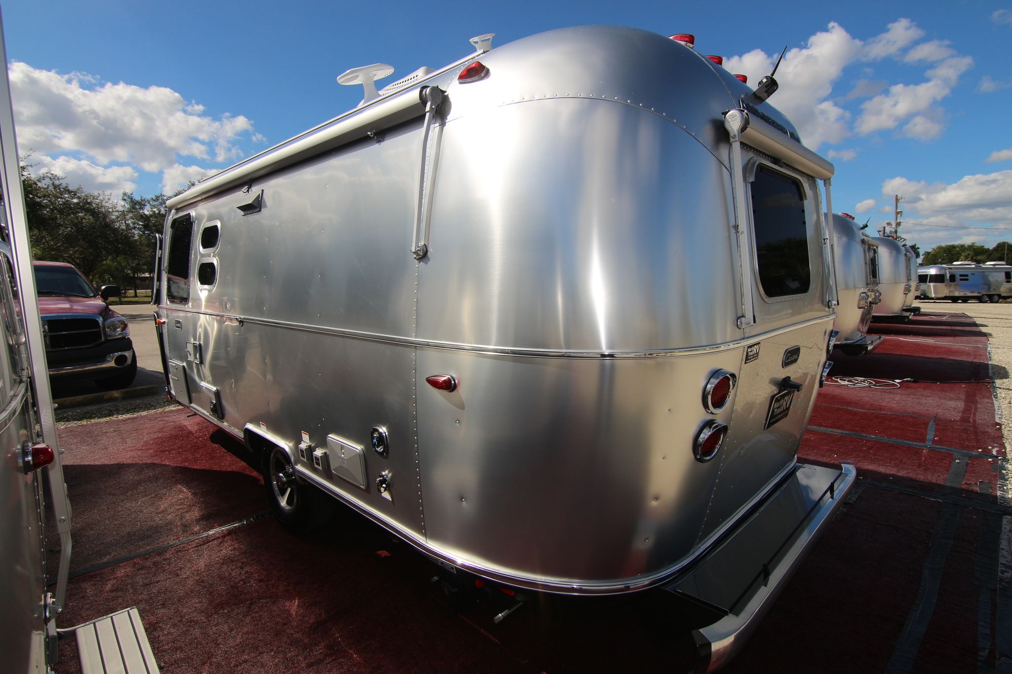 New 2020 Airstream Caravel 22FB Travel Trailer  For Sale