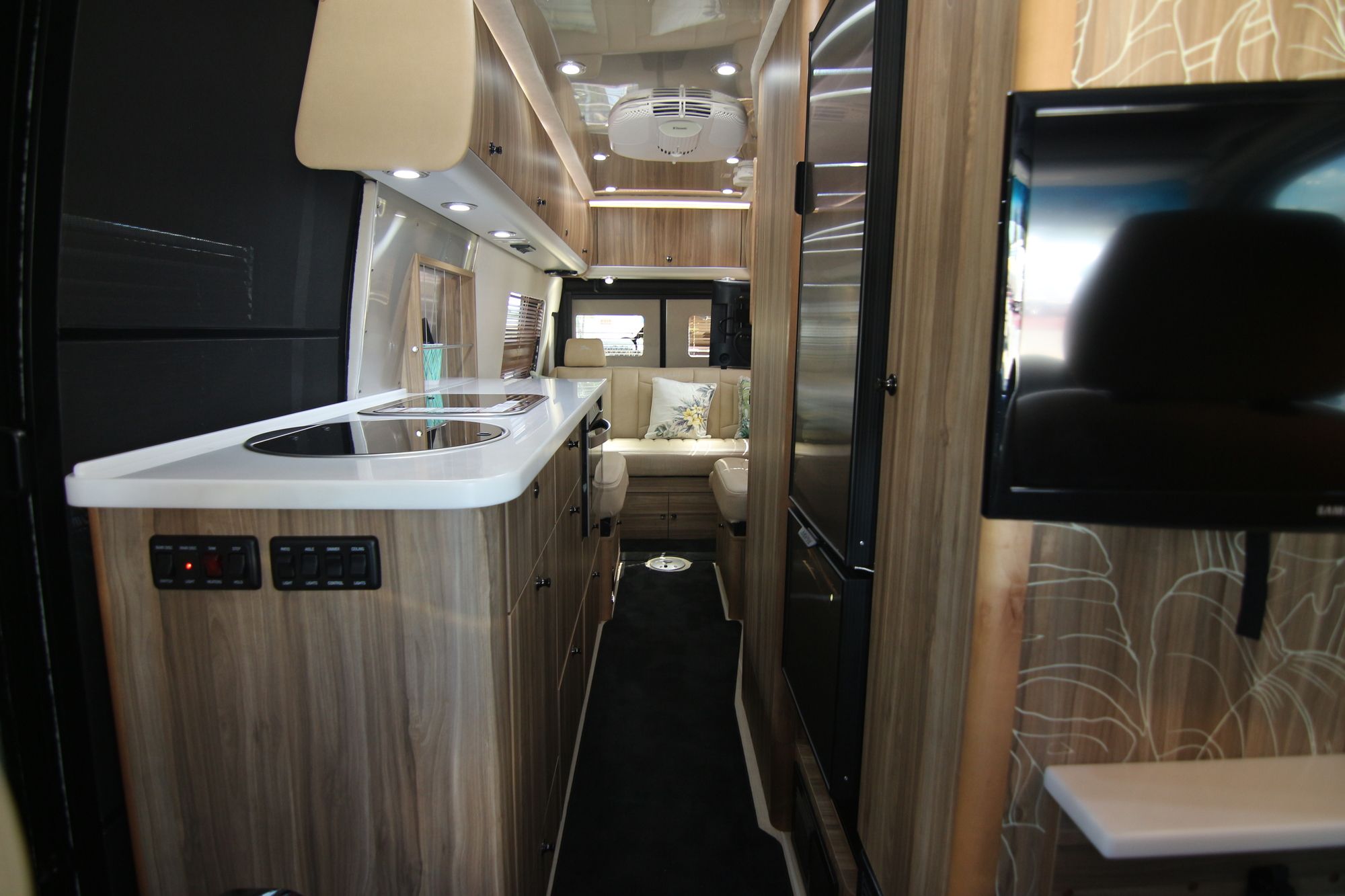 Used 2017 Airstream Interstate GT TOMMY BAHAMA Class B  For Sale