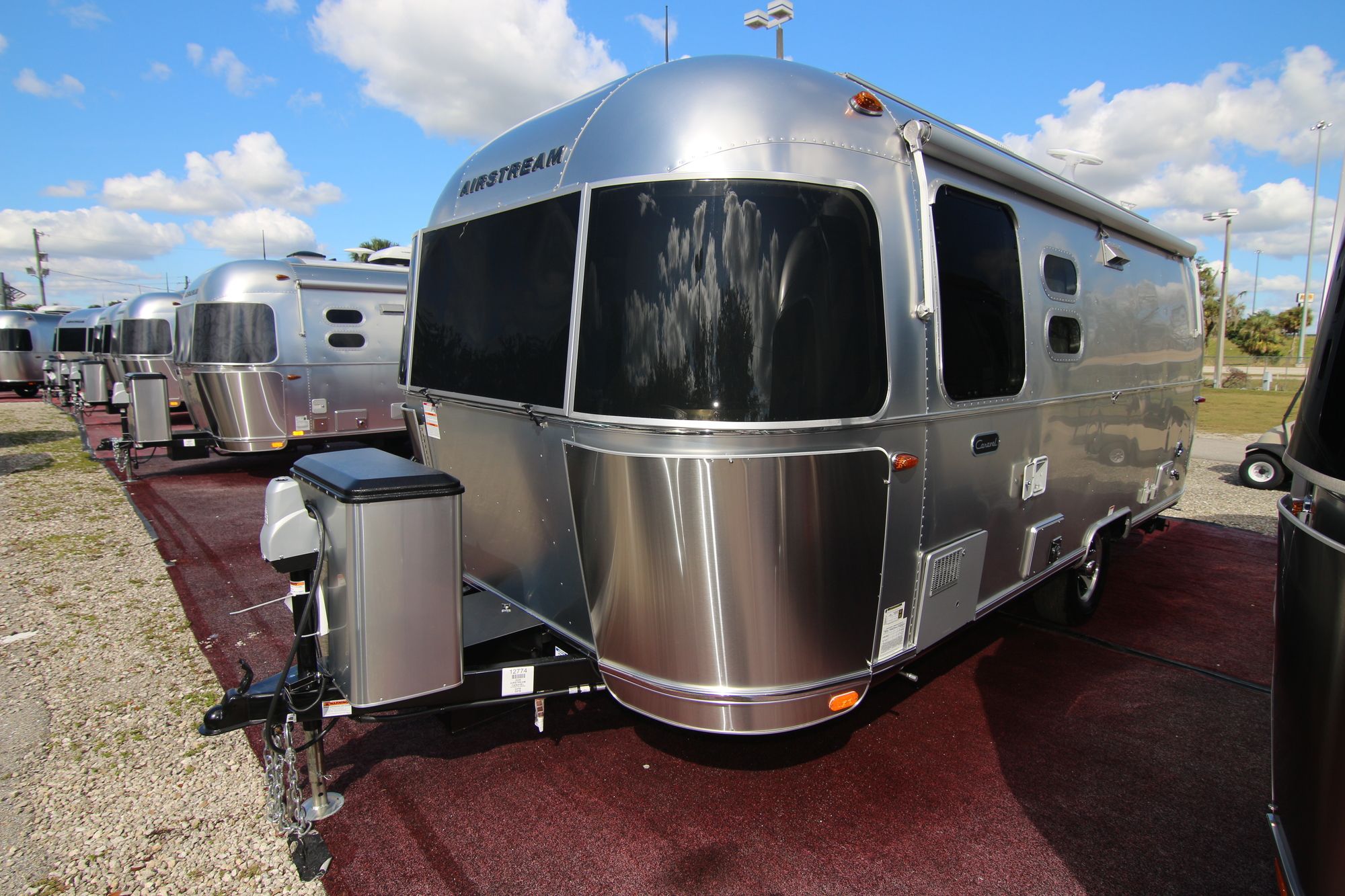 New 2020 Airstream Caravel 22FB Travel Trailer  For Sale