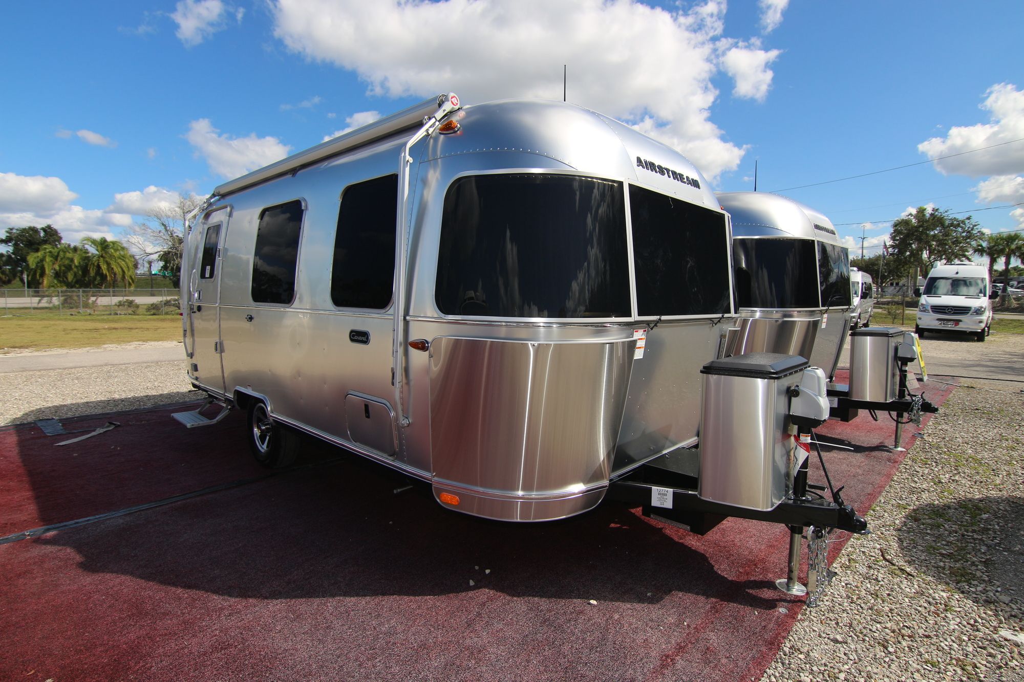 New 2020 Airstream Caravel 22FB Travel Trailer  For Sale