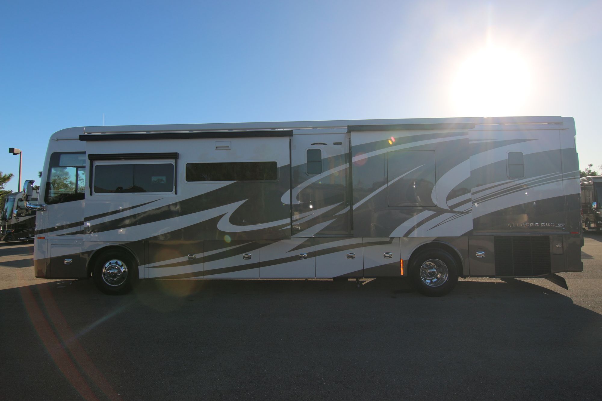 New 2020 Tiffin Motor Homes Allegro Bus 40IP Class A  For Sale