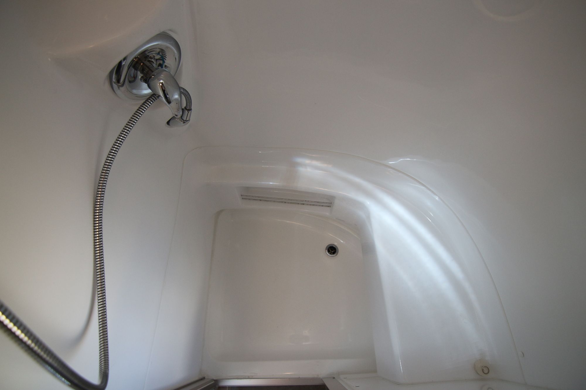 New 2020 Airstream Caravel 22FB Travel Trailer  For Sale