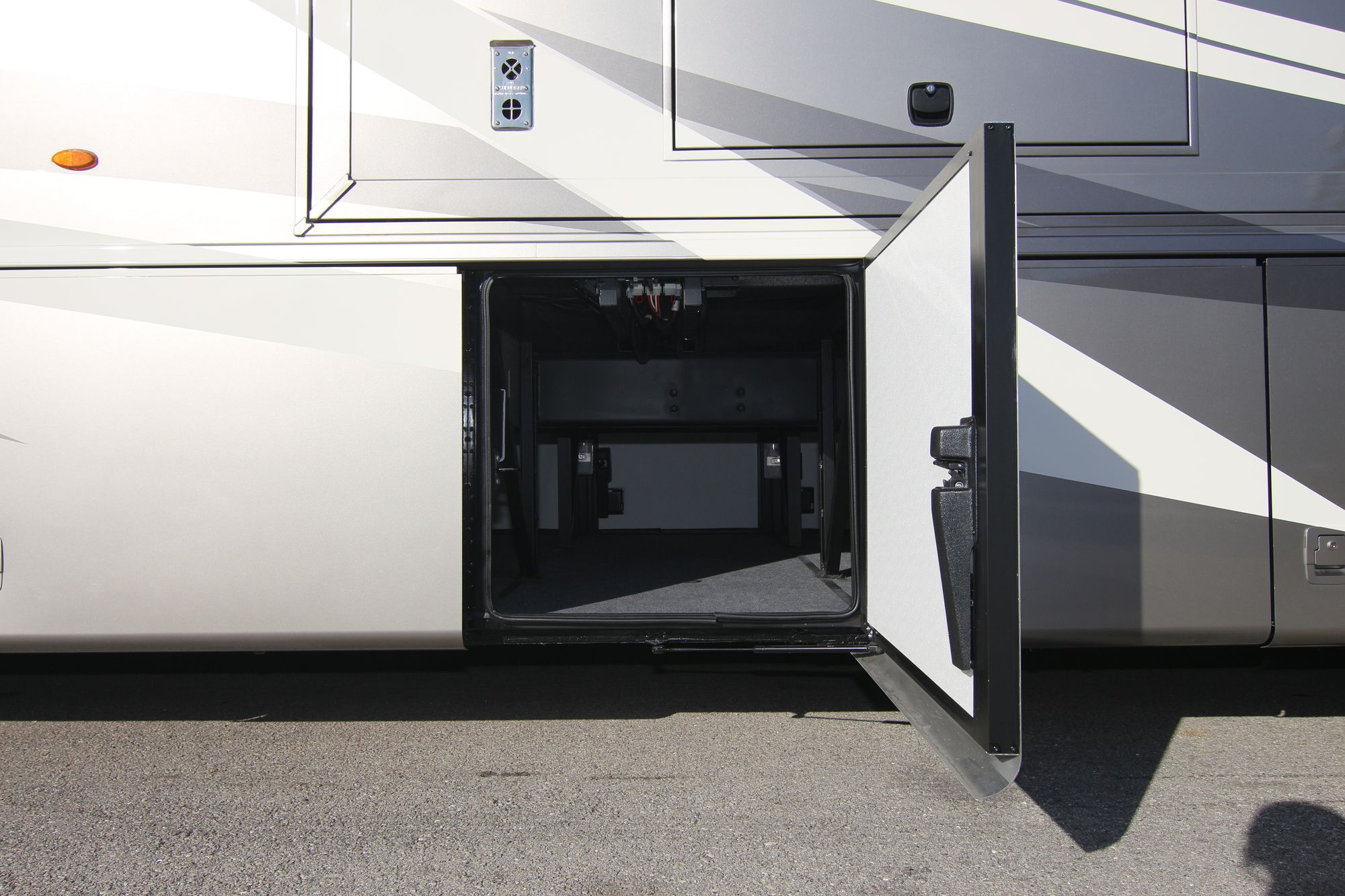 New 2020 Newmar Kountry Star 4037 Class A  For Sale