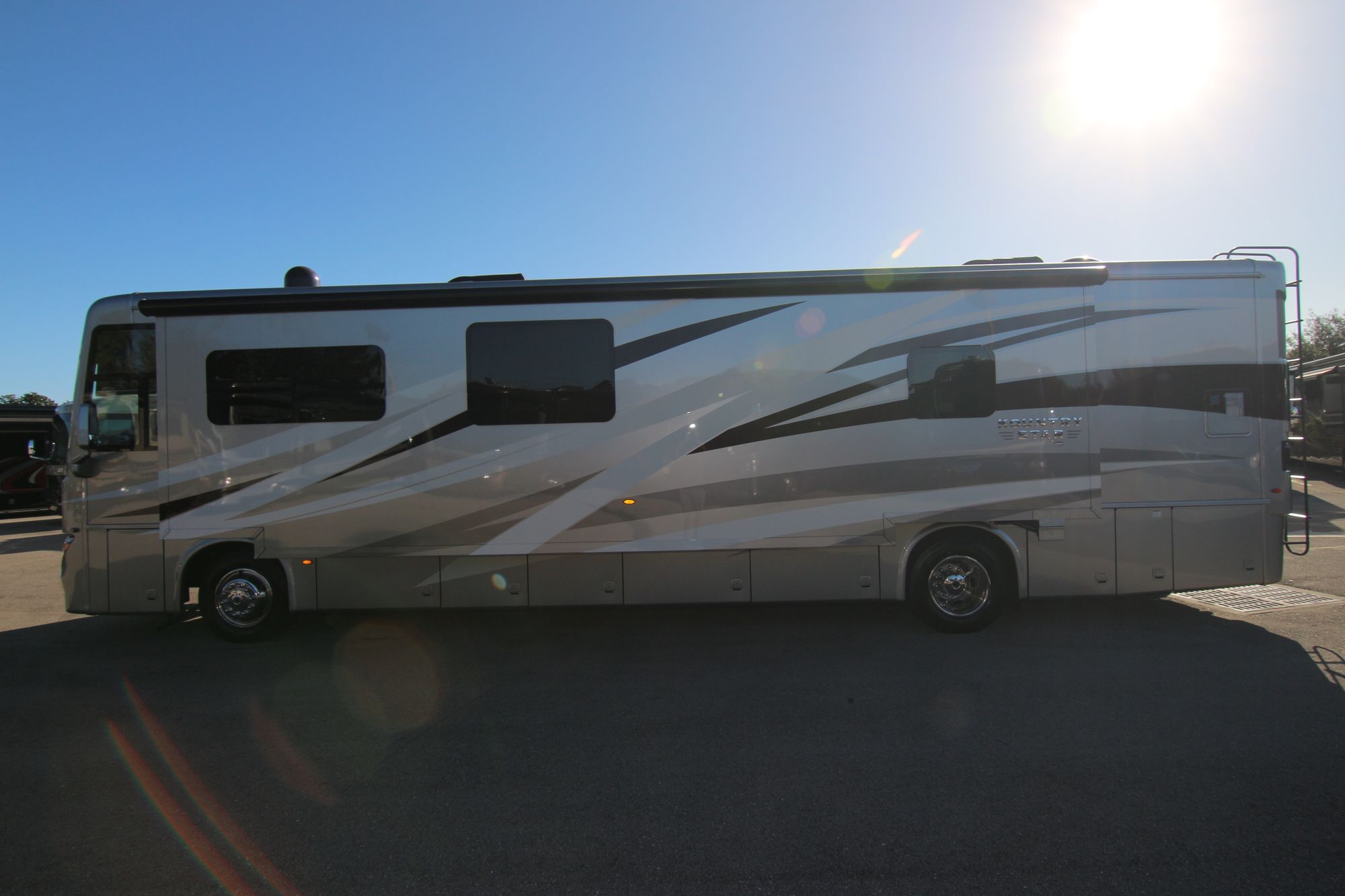 New 2020 Newmar Kountry Star 4037 Class A  For Sale