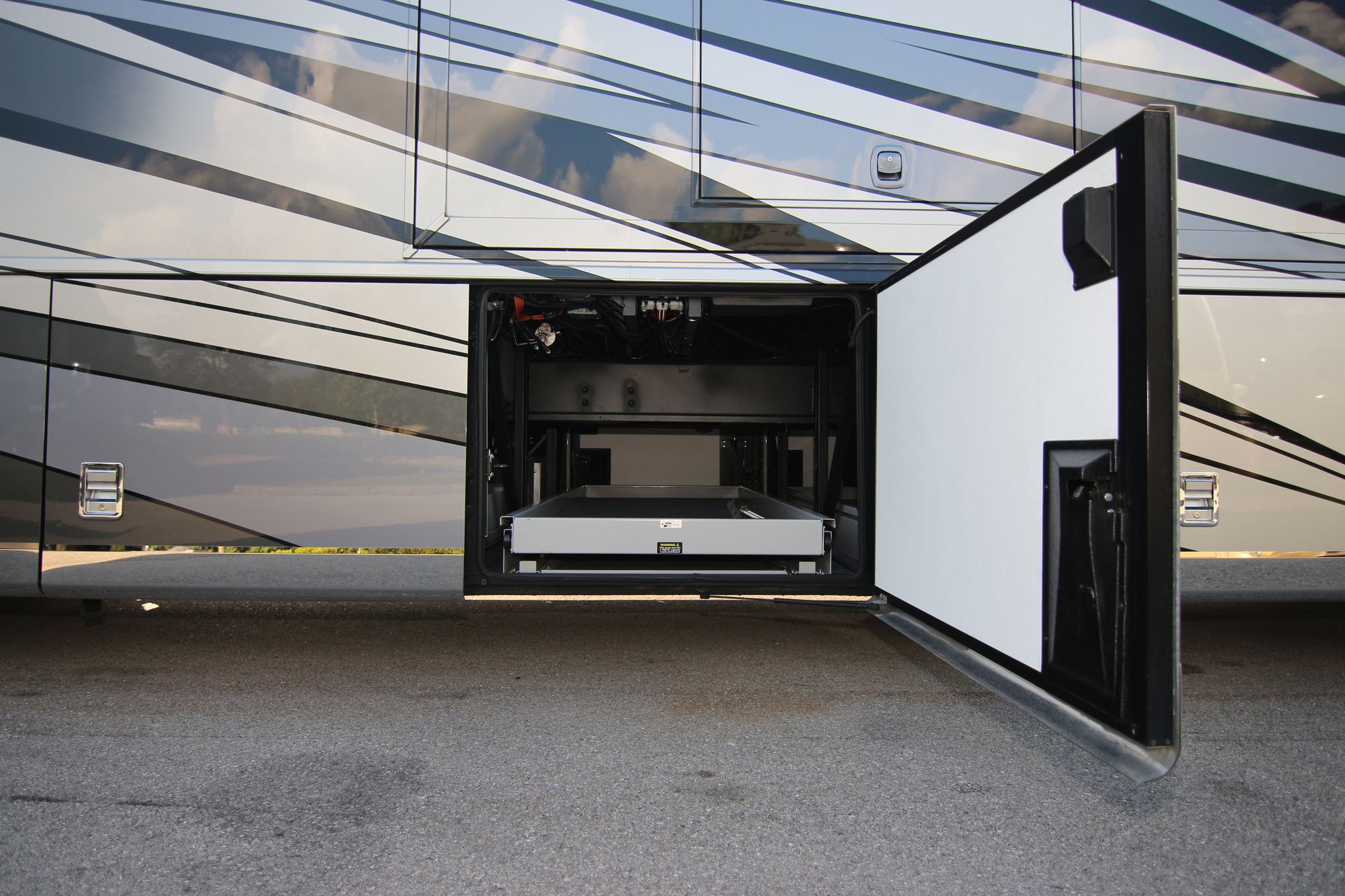 Used 2016 Newmar London Aire 4519 Class A  For Sale