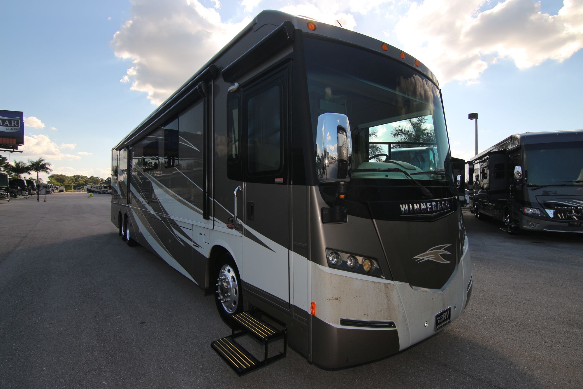 Used 2015 Winnebago Journey 42E Class A  For Sale