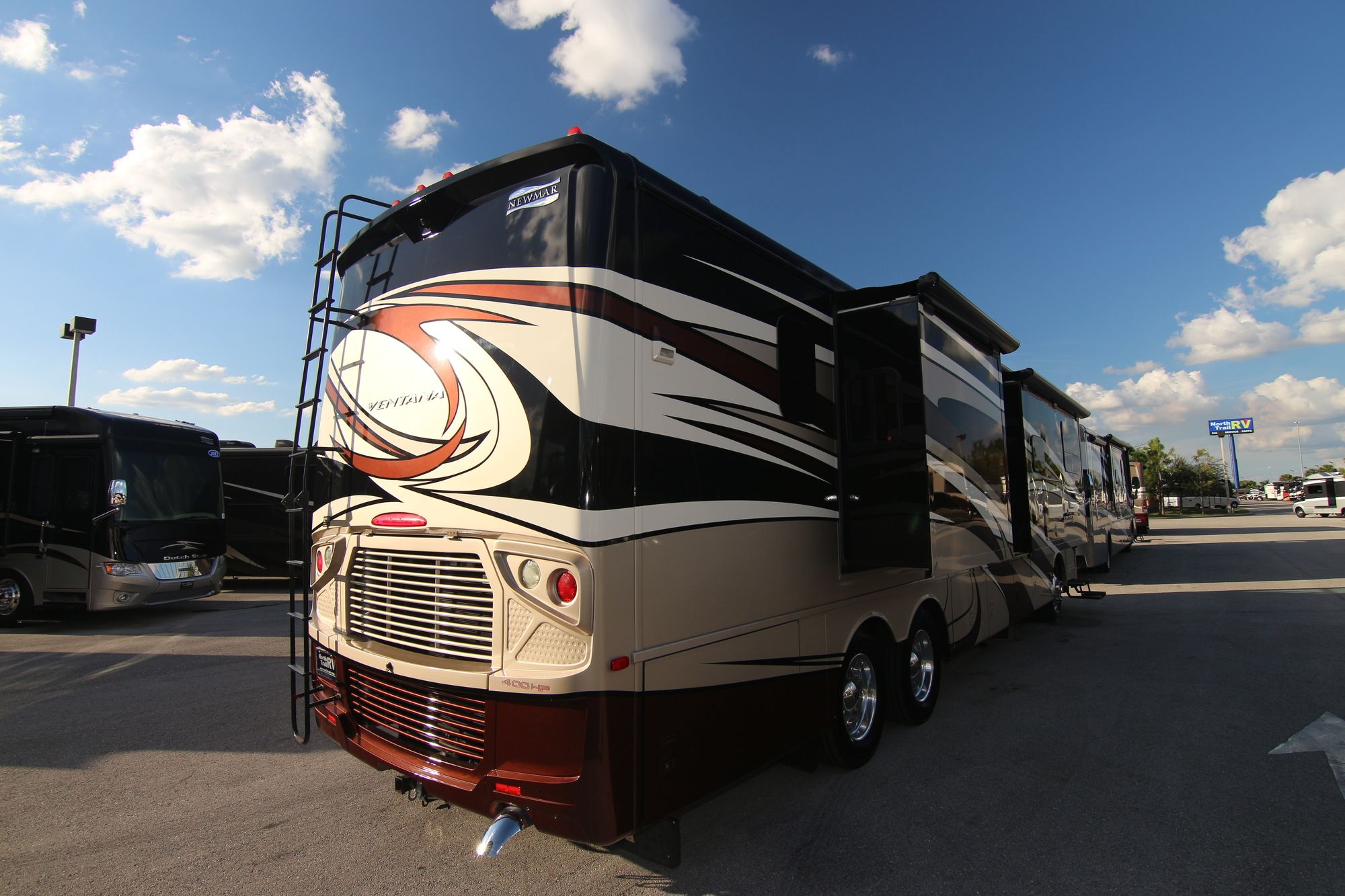 Used 2015 Newmar Ventana 4037 Class A  For Sale
