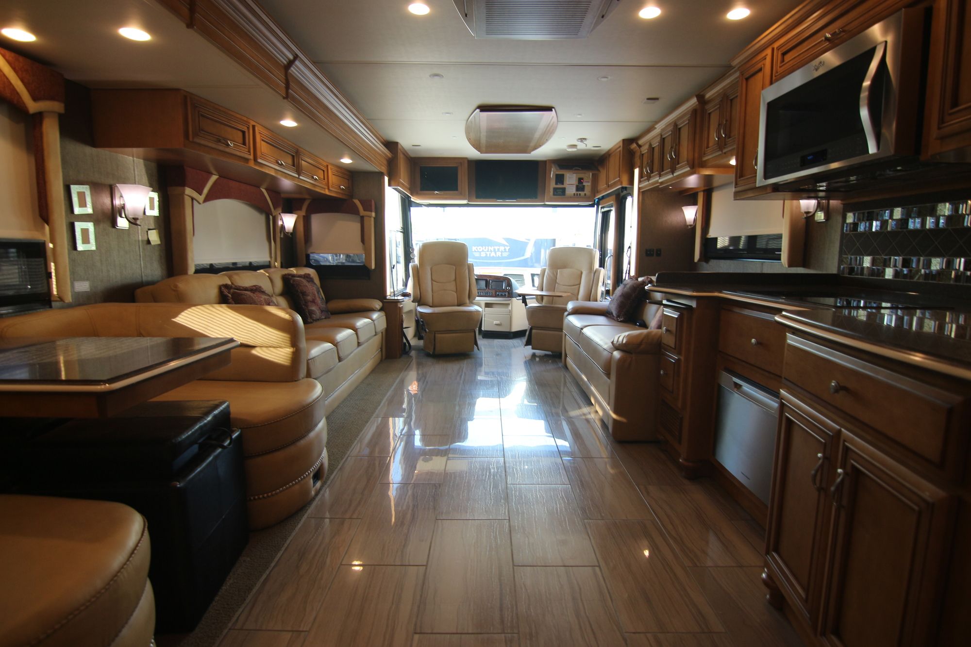 Used 2015 Newmar Ventana 4037 Class A  For Sale