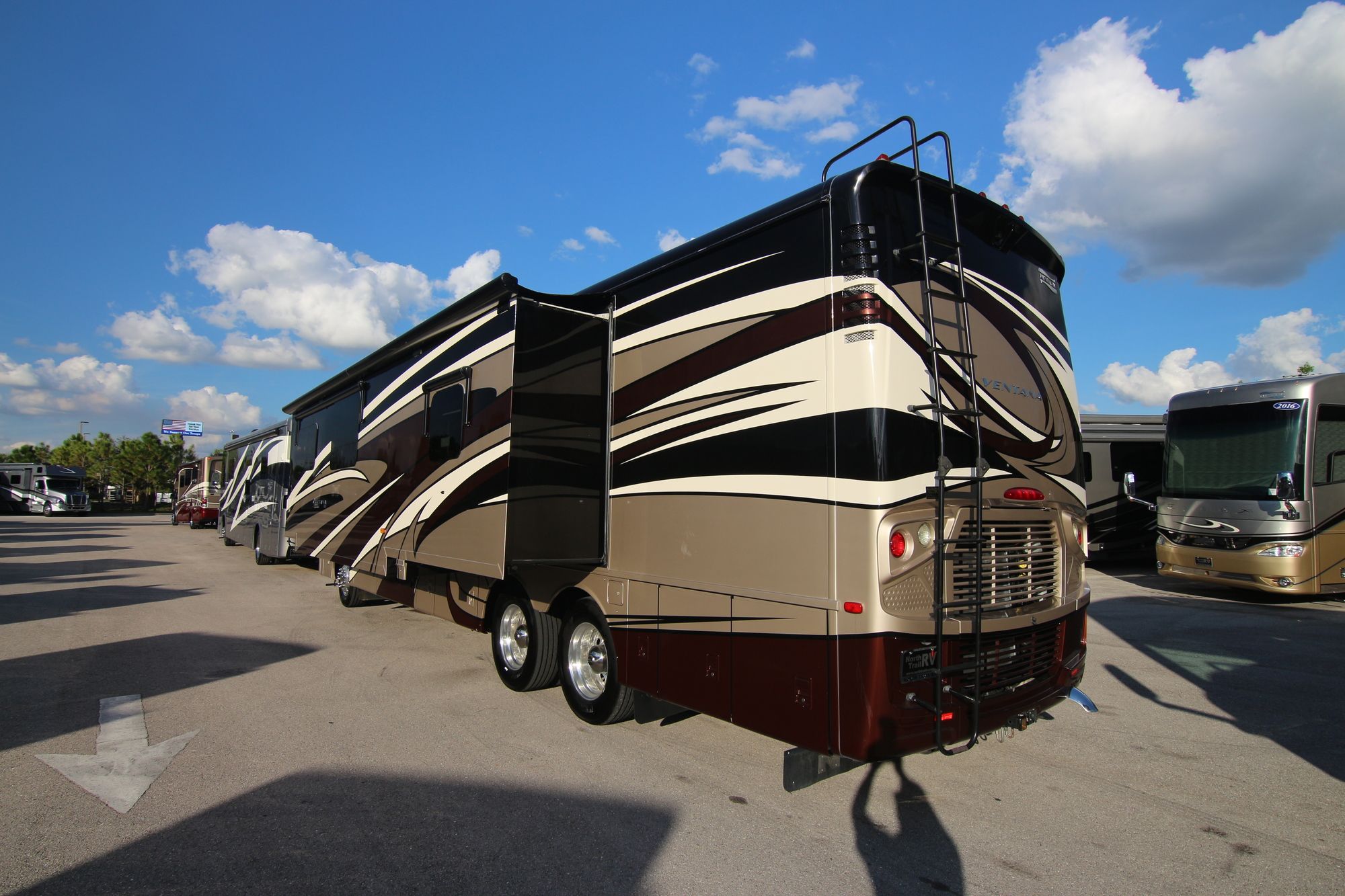 Used 2015 Newmar Ventana 4037 Class A  For Sale