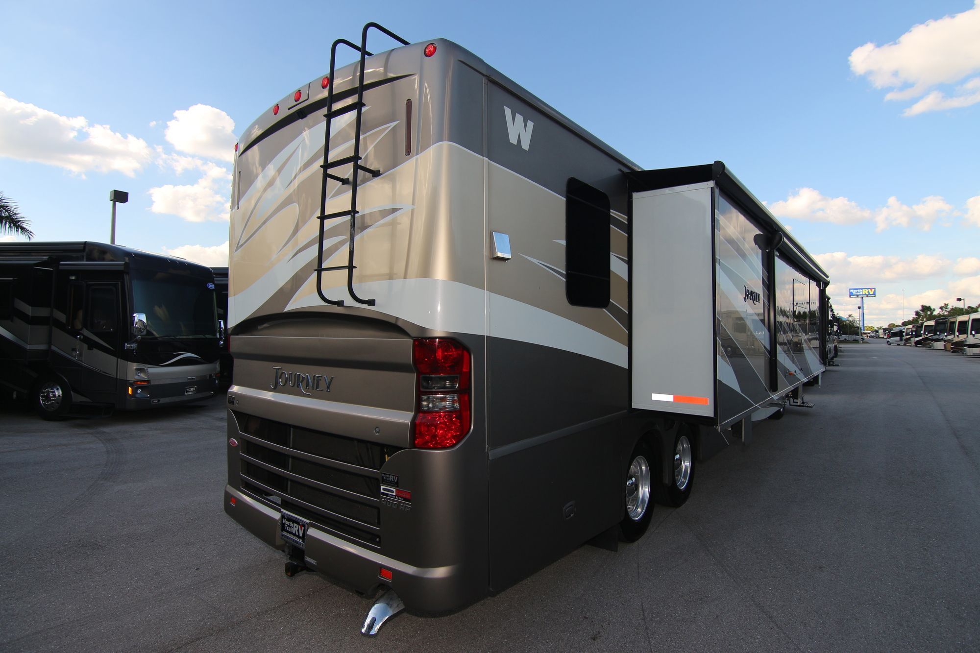 Used 2015 Winnebago Journey 42E Class A  For Sale