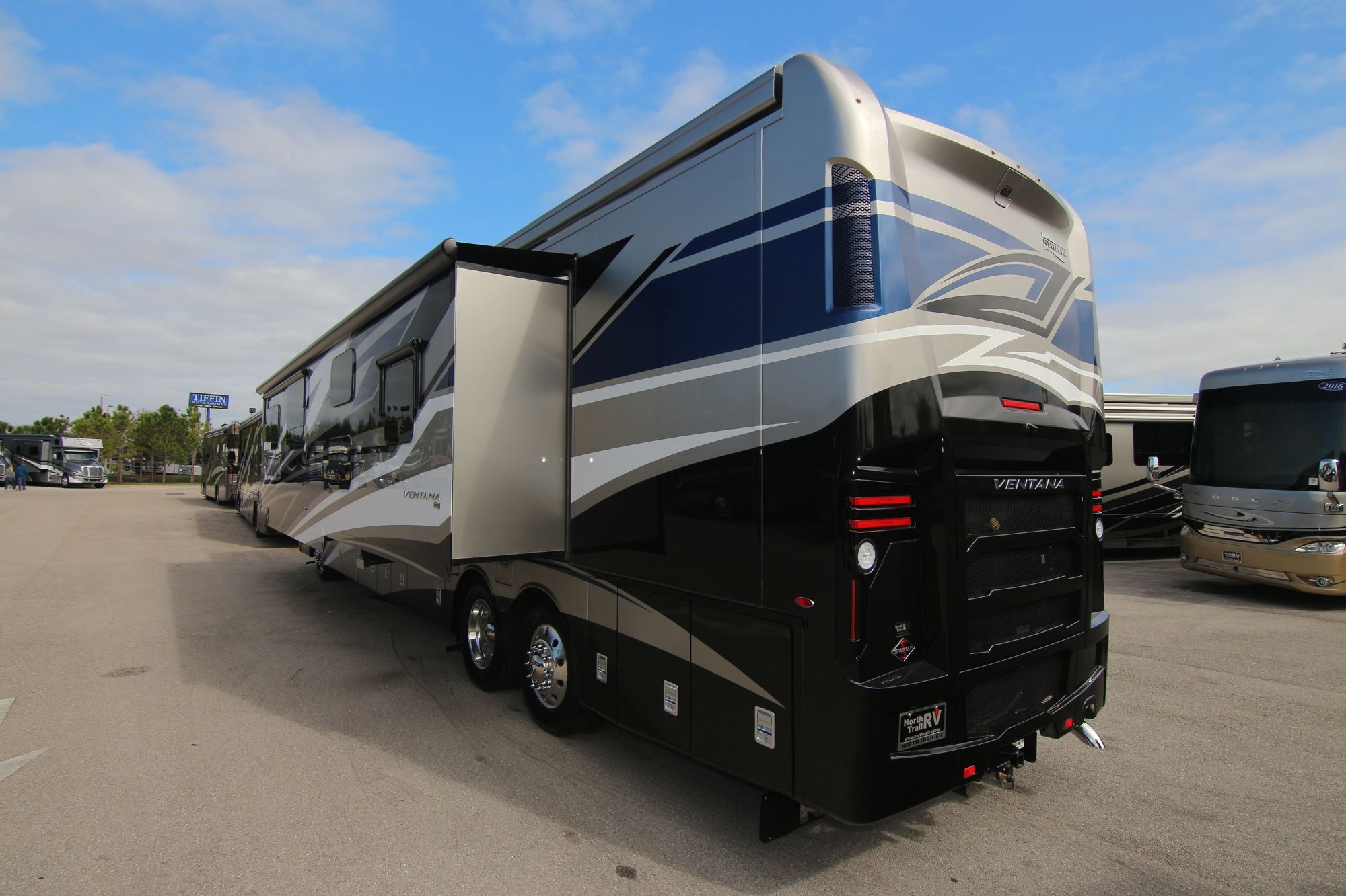 New 2020 Newmar Ventana 4326 Class A  For Sale