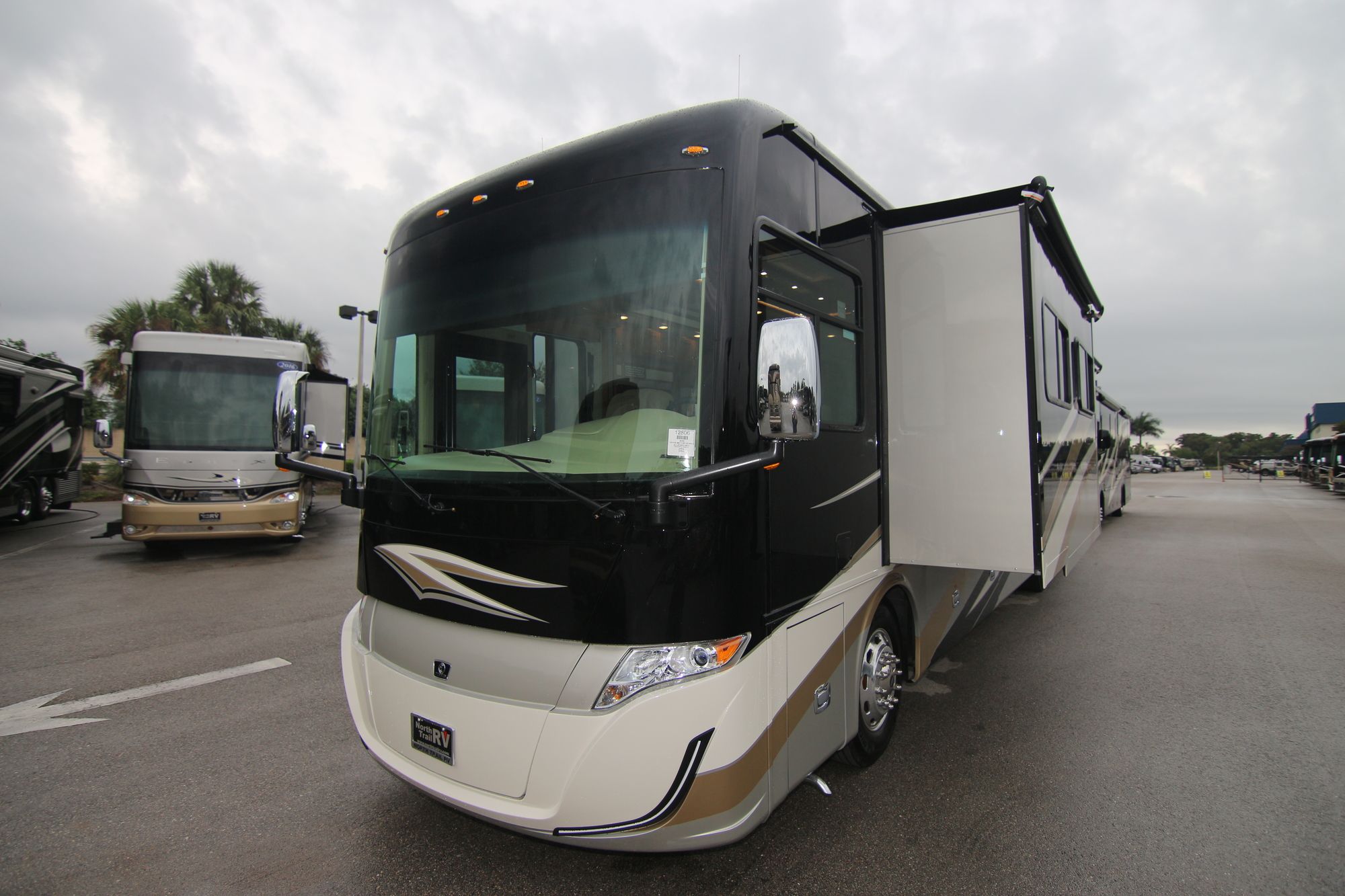 New 2020 Tiffin Motor Homes Allegro Red 37PA Class A  For Sale