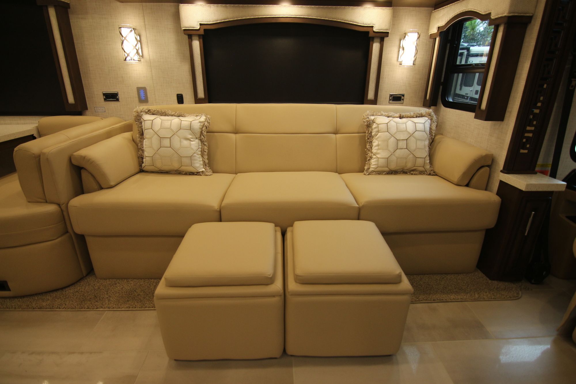 New 2020 Newmar Ventana 4037 Class A  For Sale