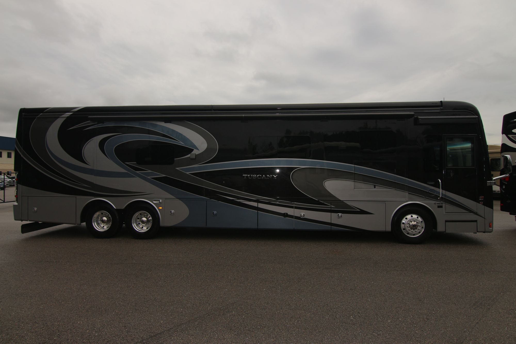 Used 2018 Thor Tuscany 45AT Class A  For Sale