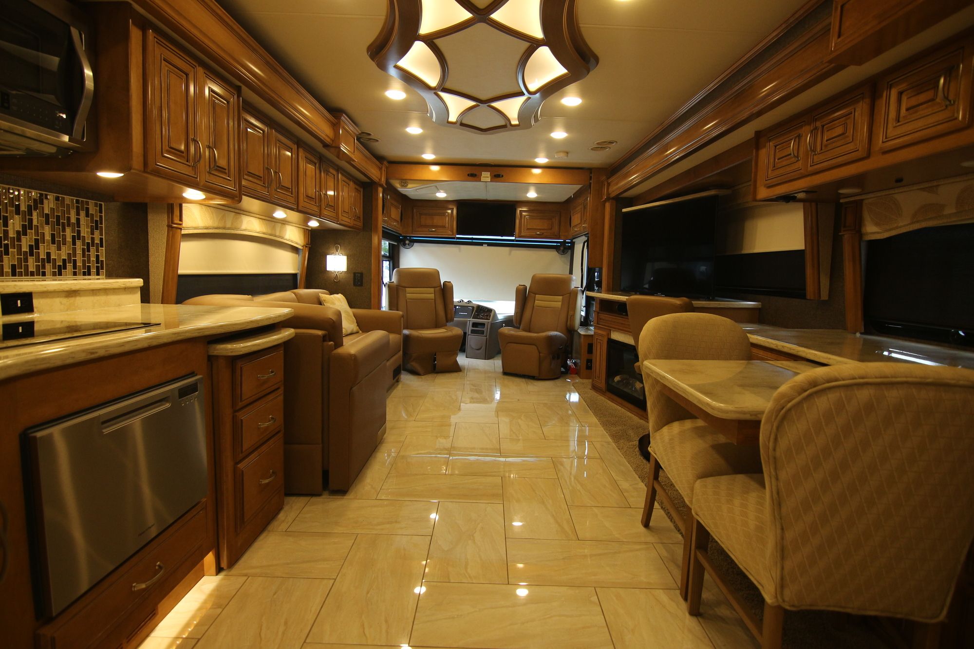 Used 2018 Thor Tuscany 45AT Class A  For Sale