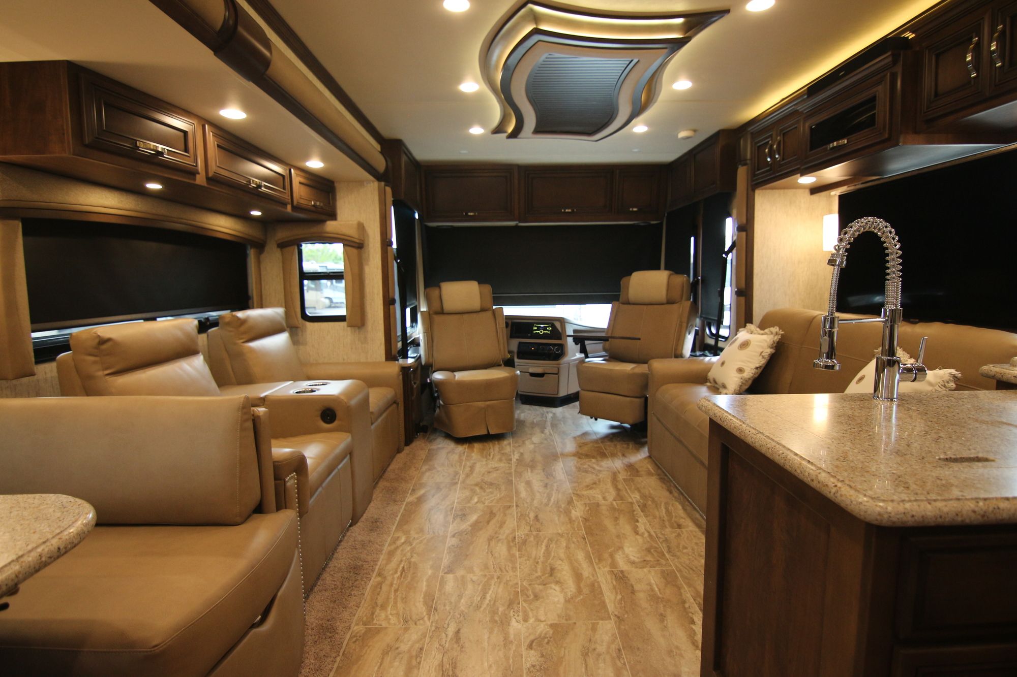 New 2020 Newmar Kountry Star 3717 Class A  For Sale