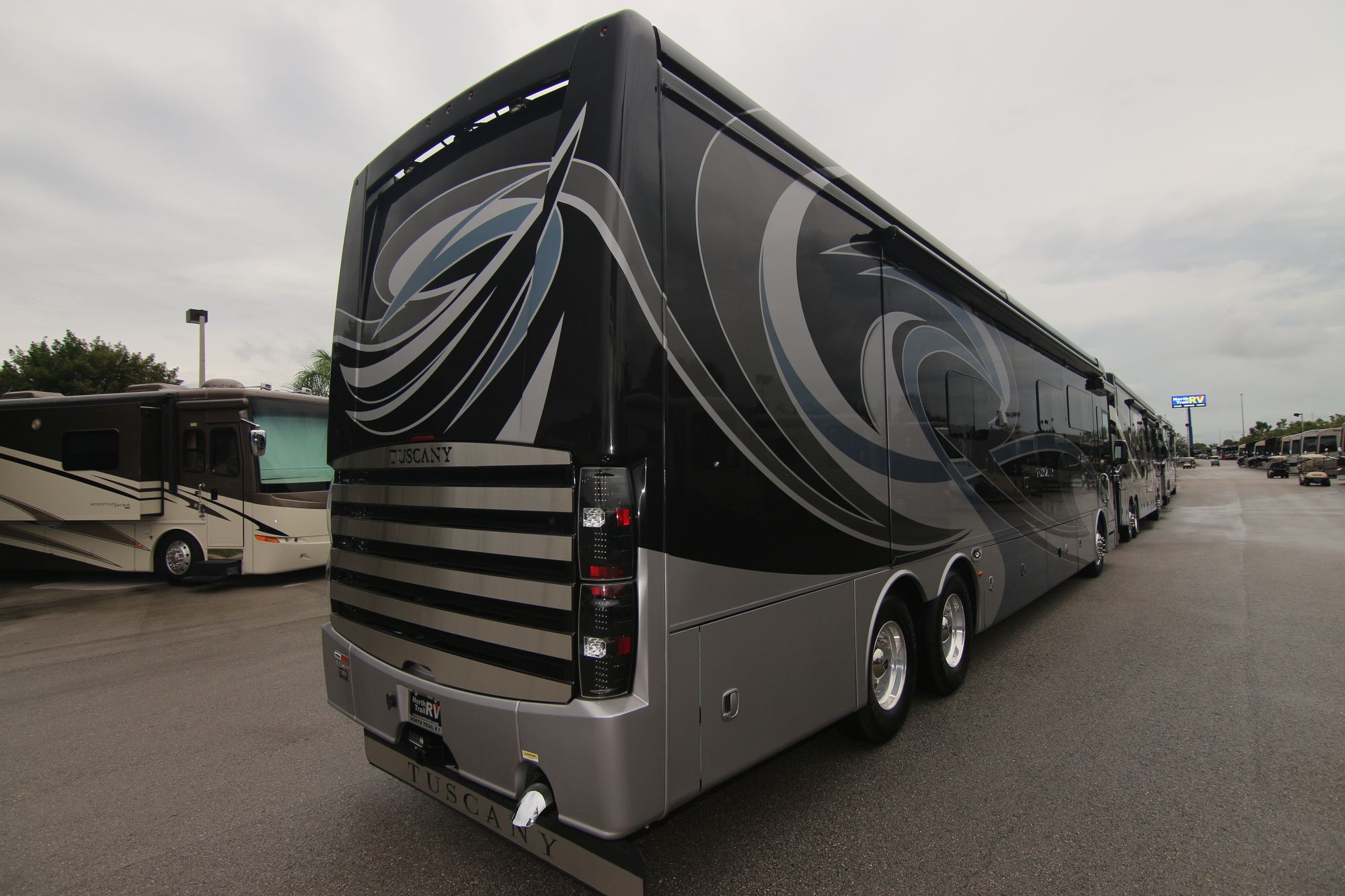 Used 2018 Thor Tuscany 45AT Class A  For Sale