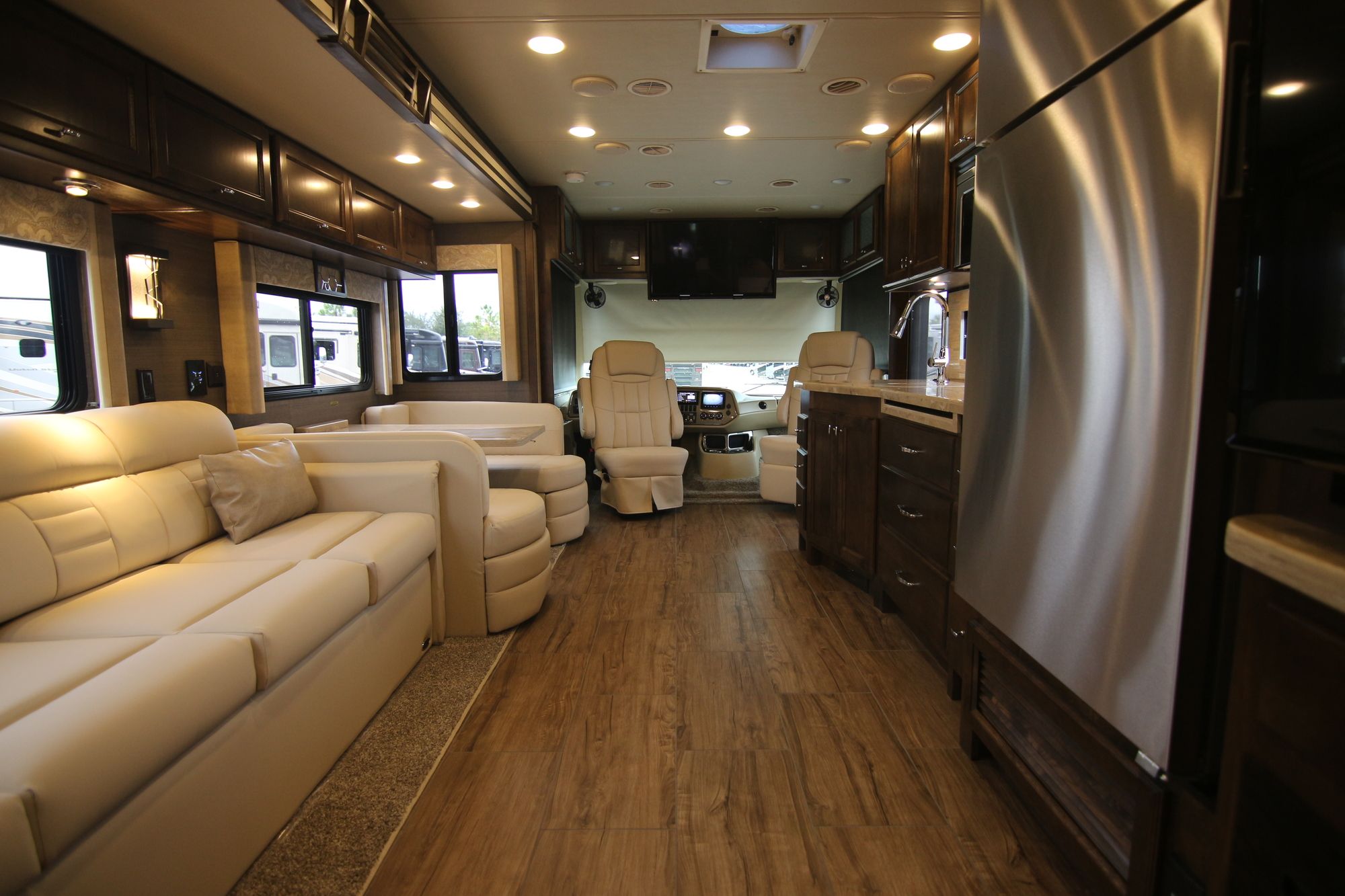 New 2020 Tiffin Motor Homes Allegro 32SA Class A  For Sale