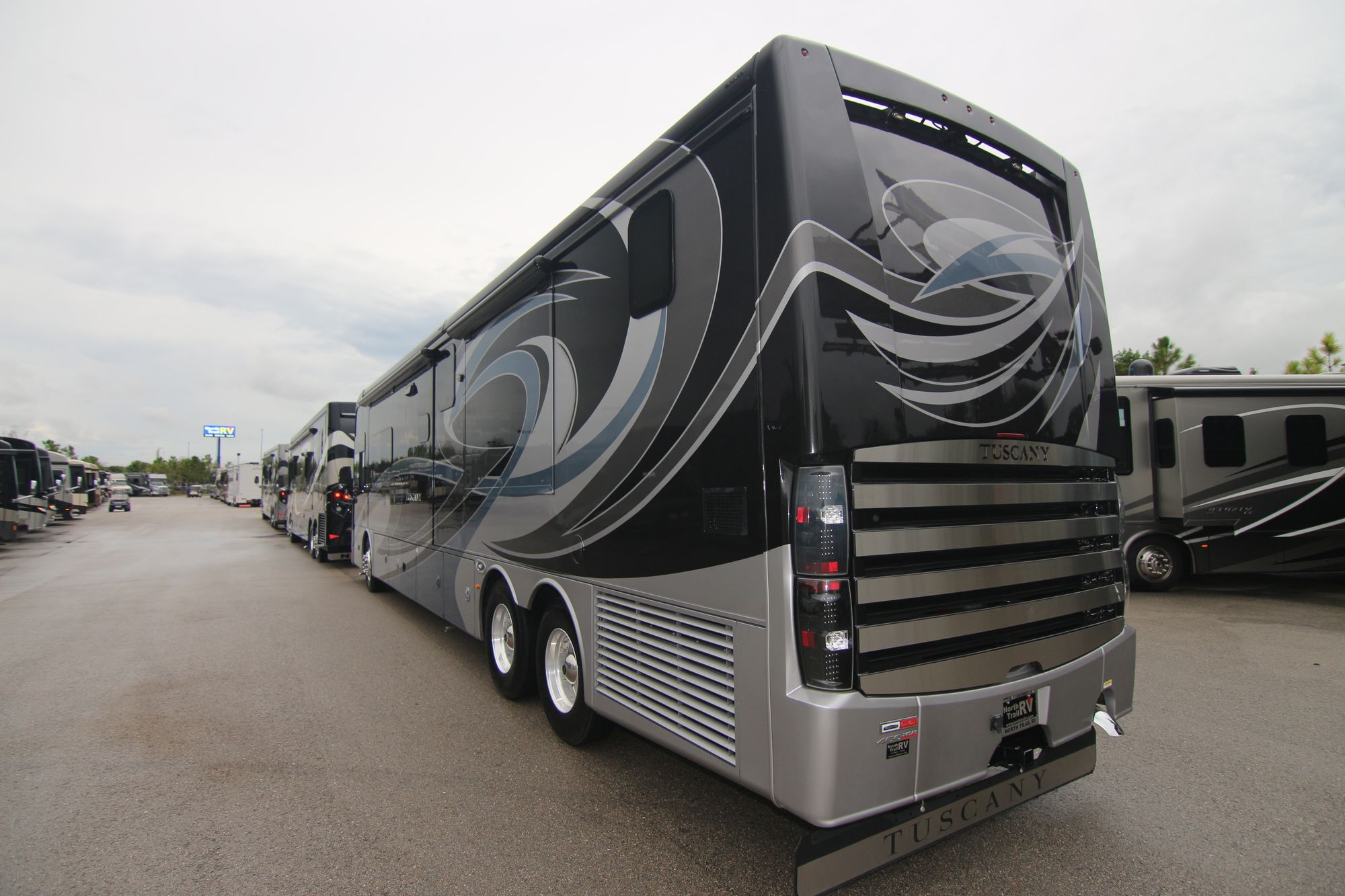 Used 2018 Thor Tuscany 45AT Class A  For Sale