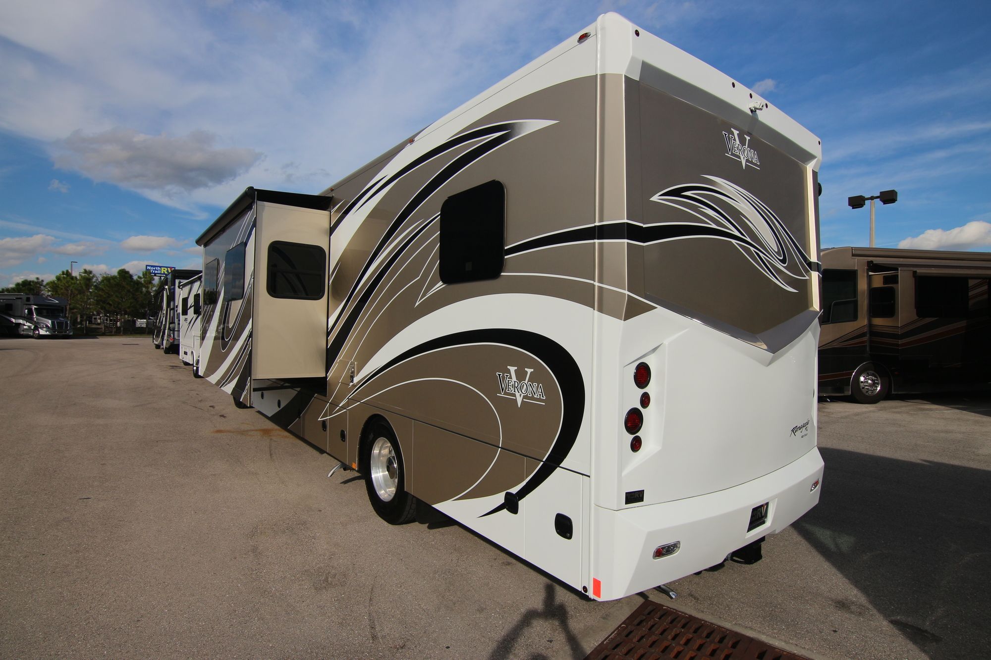 Used 2019 Renegade Rv Verona 36VSB Class A  For Sale