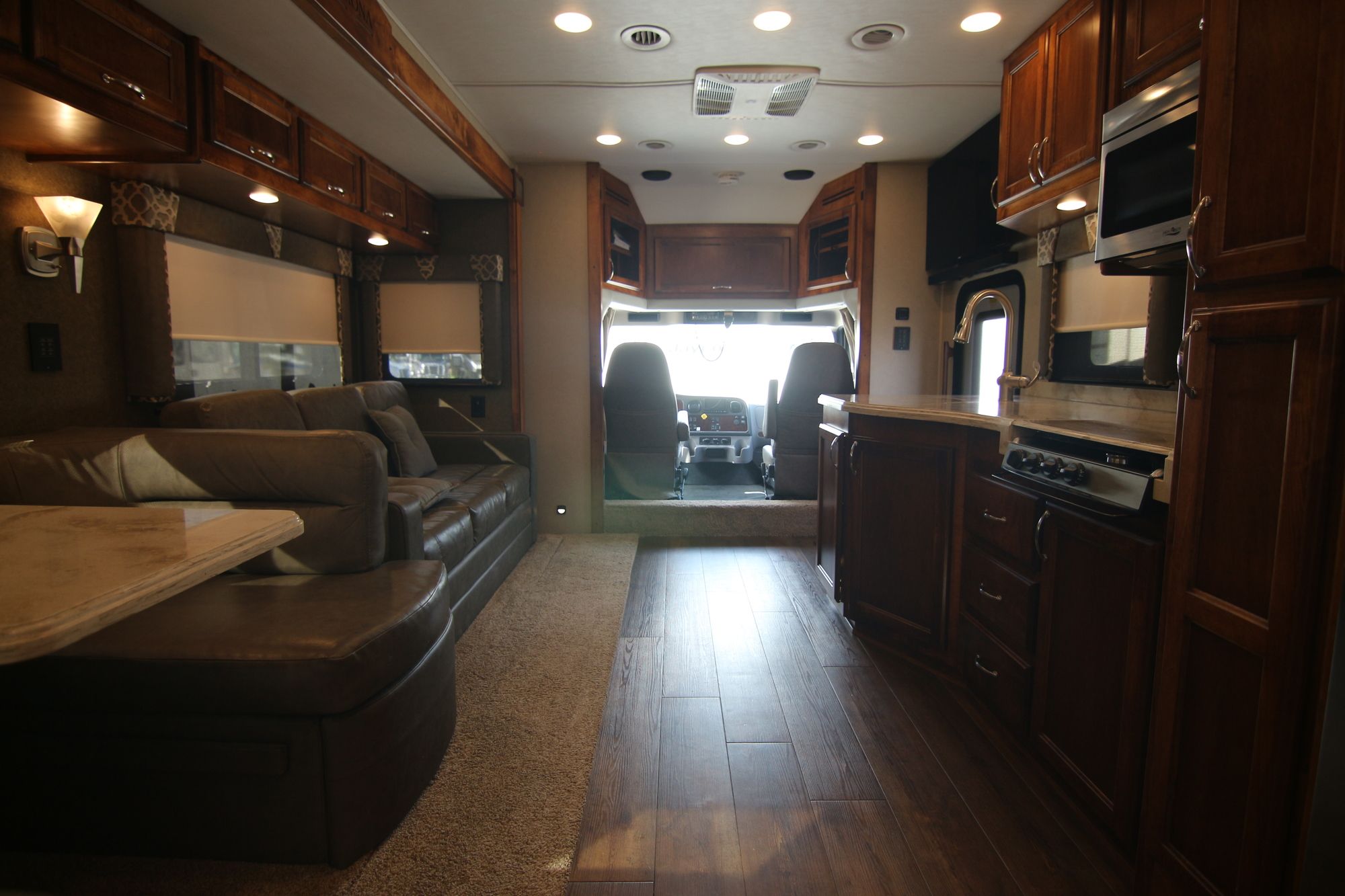 Used 2019 Renegade Rv Verona 36VSB Class A  For Sale