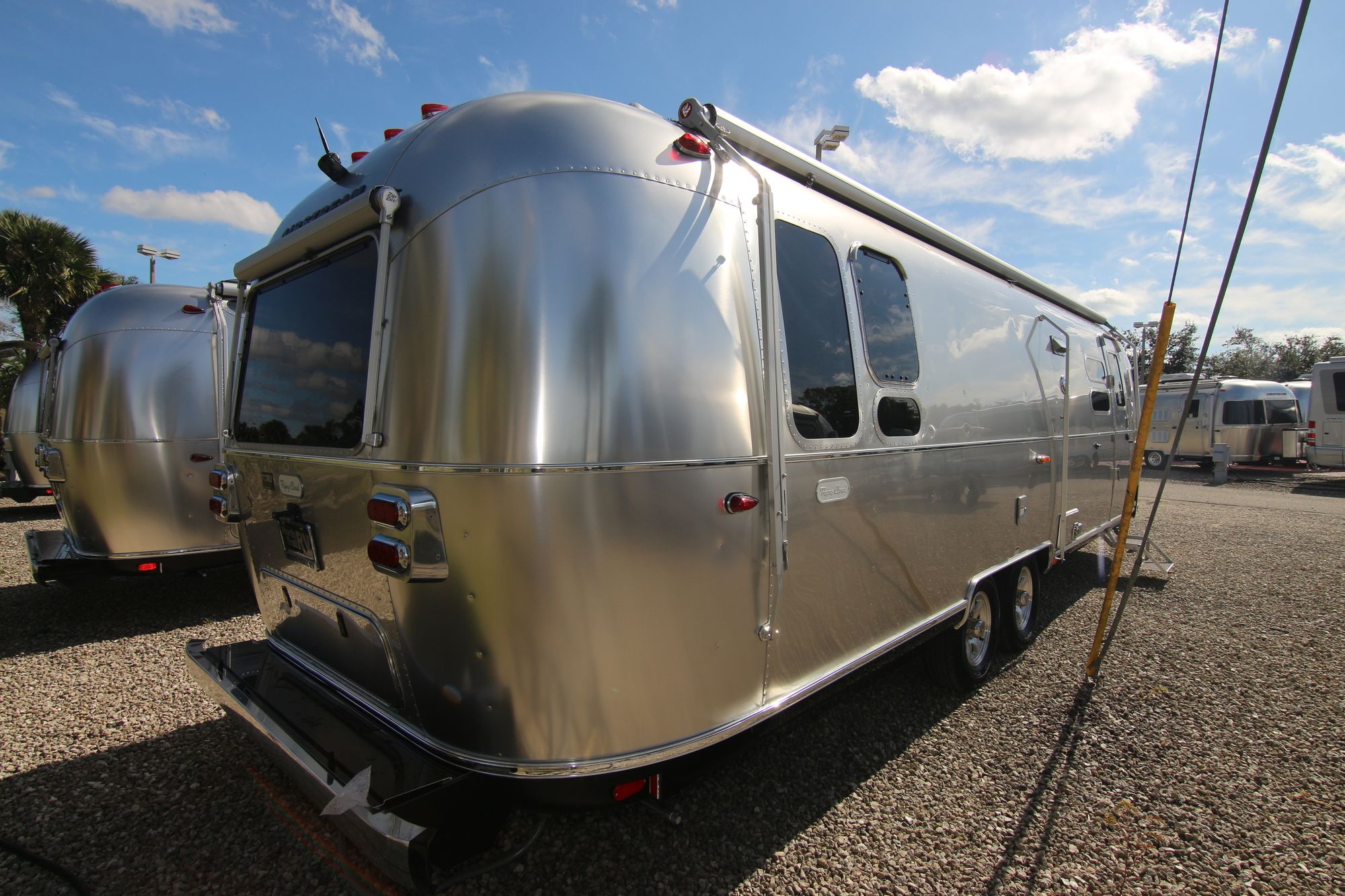 New 2020 Airstream Flying Cloud 30RB Travel Trailer  For Sale