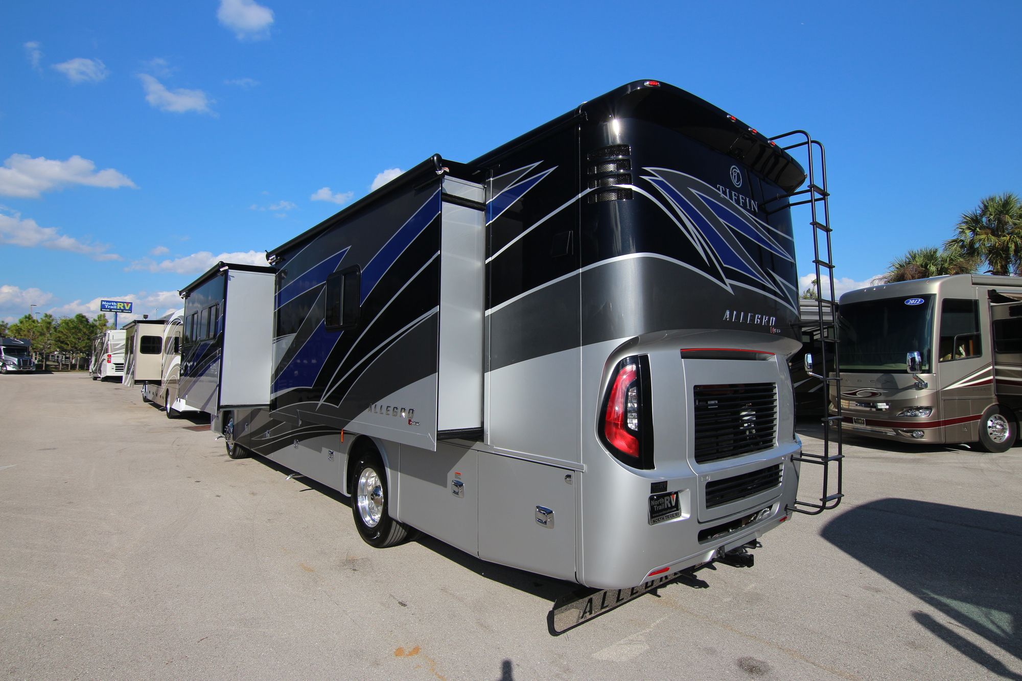 New 2020 Tiffin Motor Homes Allegro Red 37PA Class A  For Sale