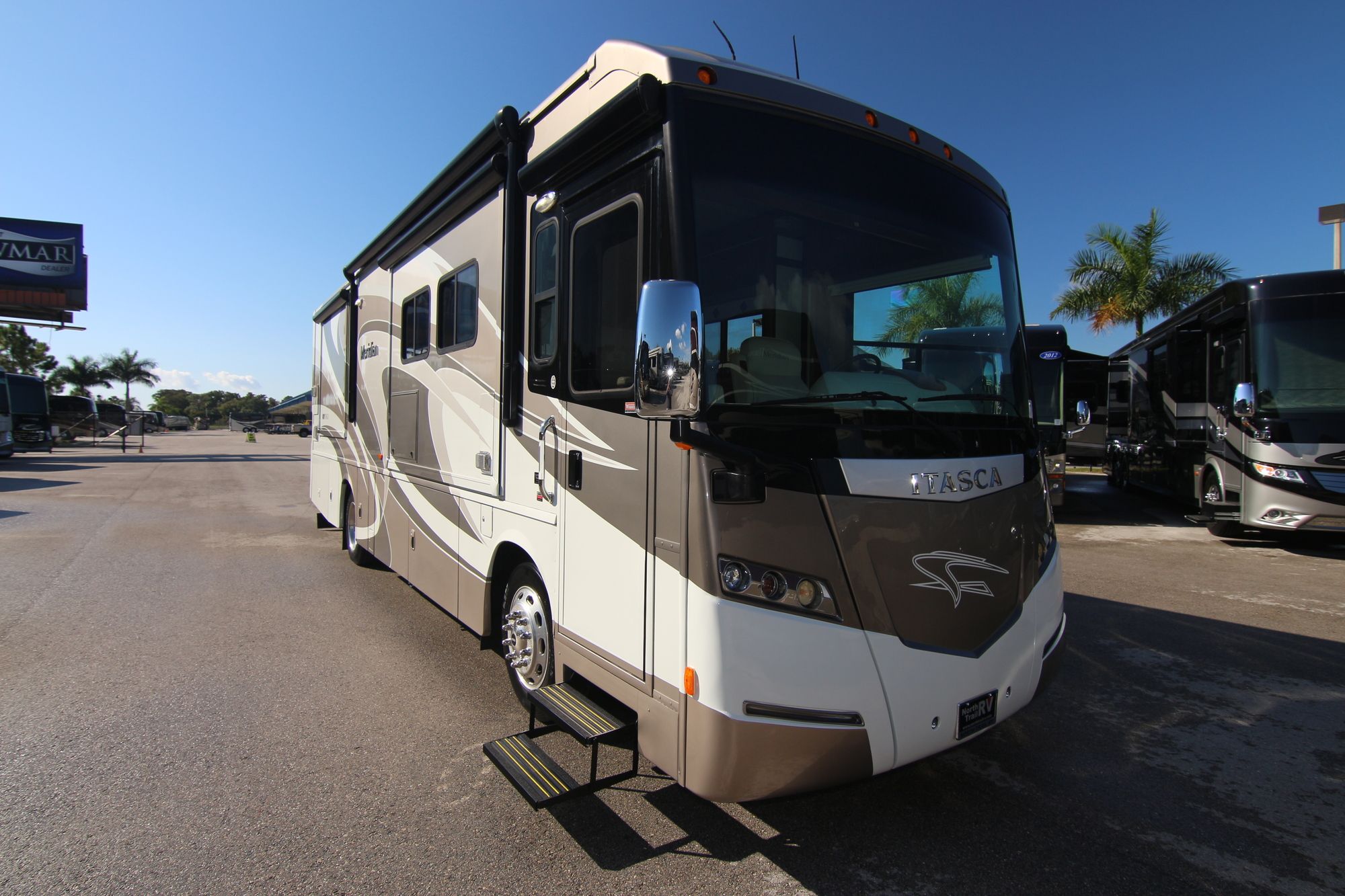 Used 2013 Itasca Meridian 34B Class A  For Sale