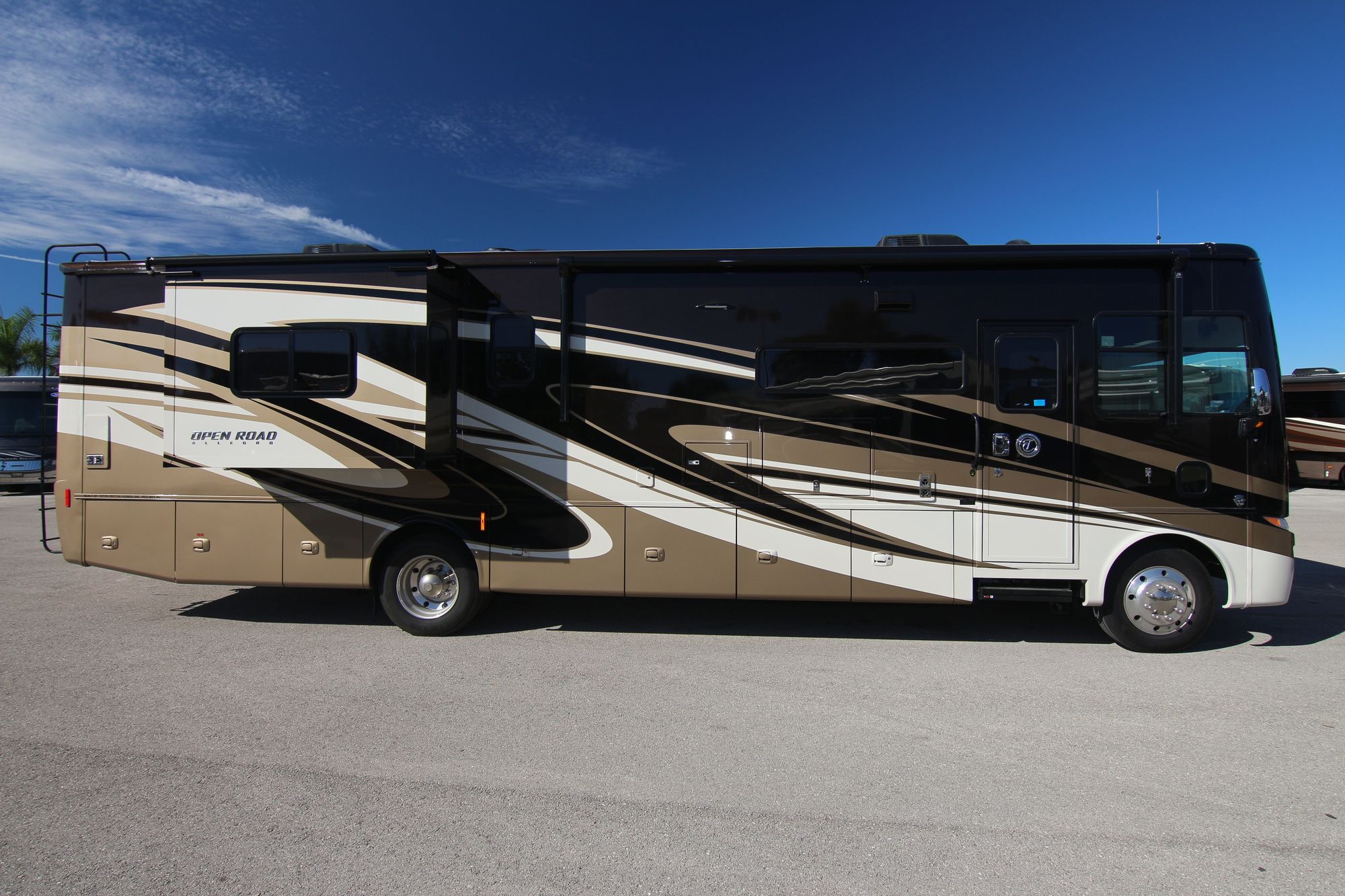 New 2020 Tiffin Motor Homes Allegro 36UA Class A  For Sale