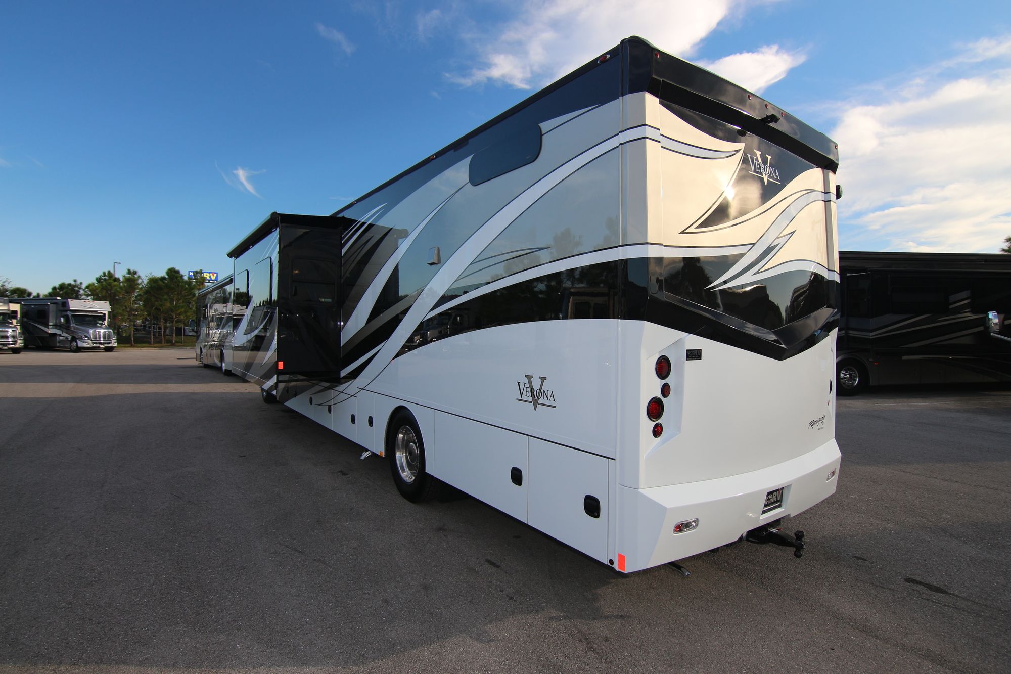 New 2020 Renegade Rv Verona 40VBH Super C  For Sale