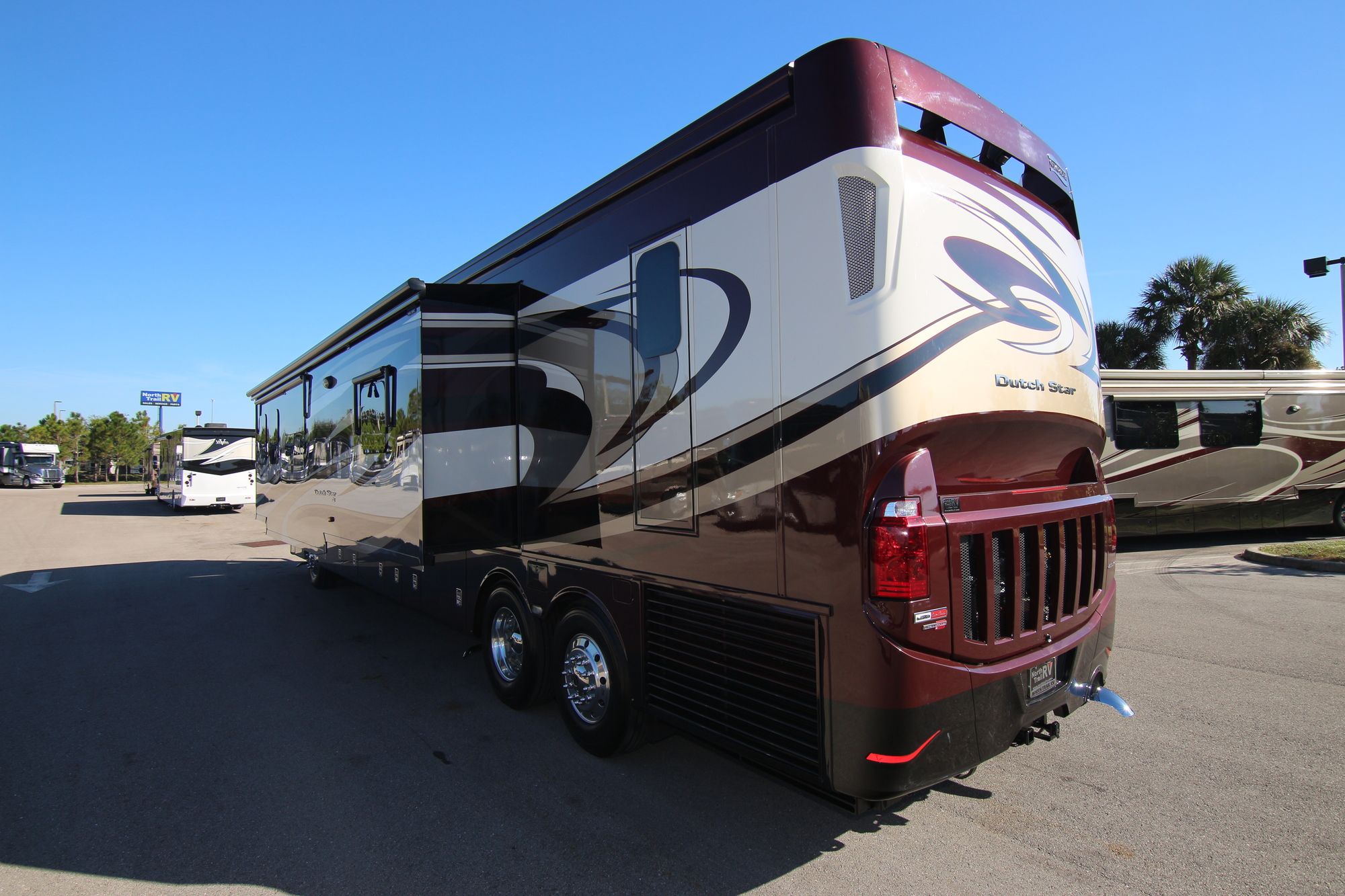 Used 2016 Newmar Dutch Star 4369 Class A  For Sale