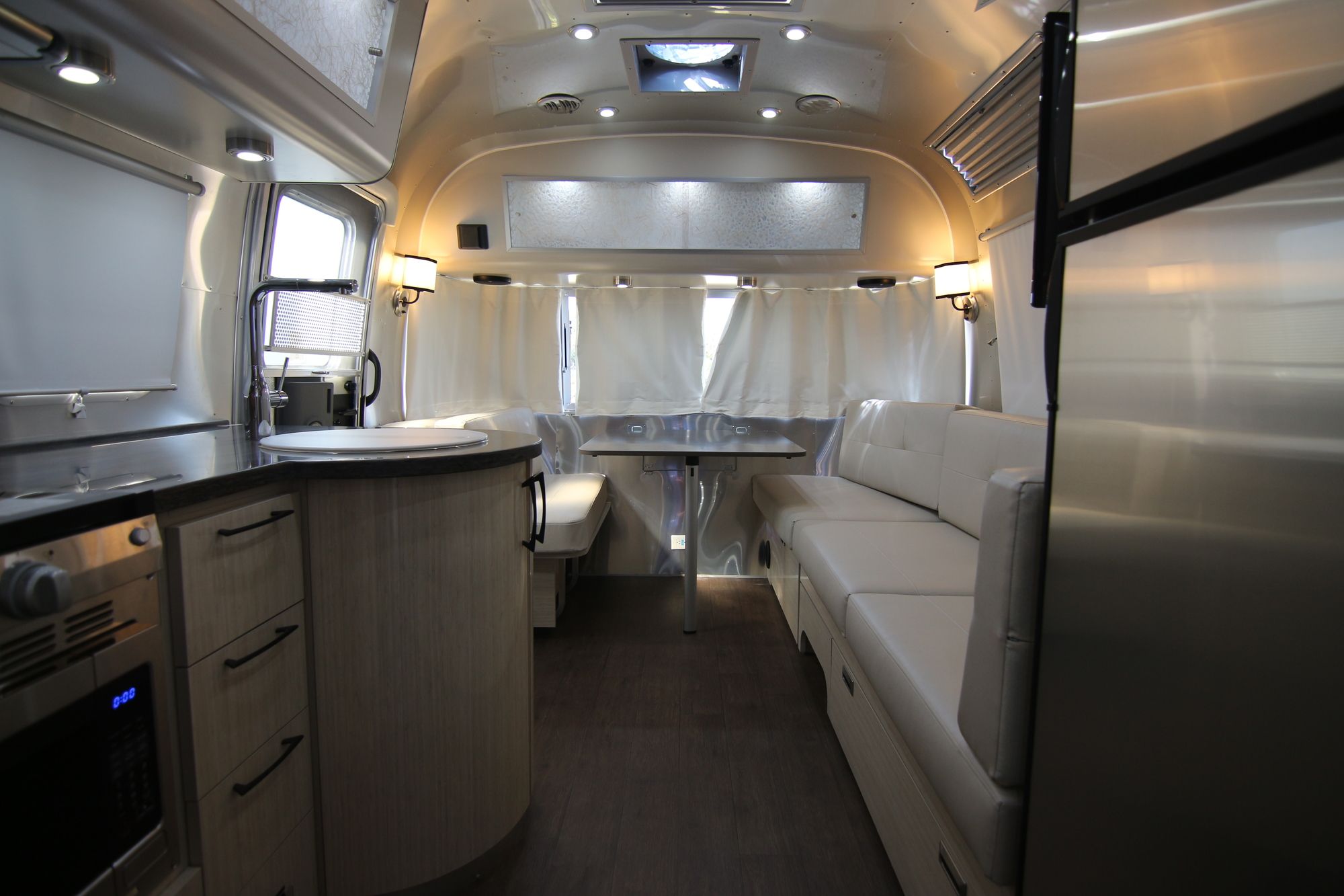 New 2020 Airstream Intl Serenity 25FB Travel Trailer  For Sale