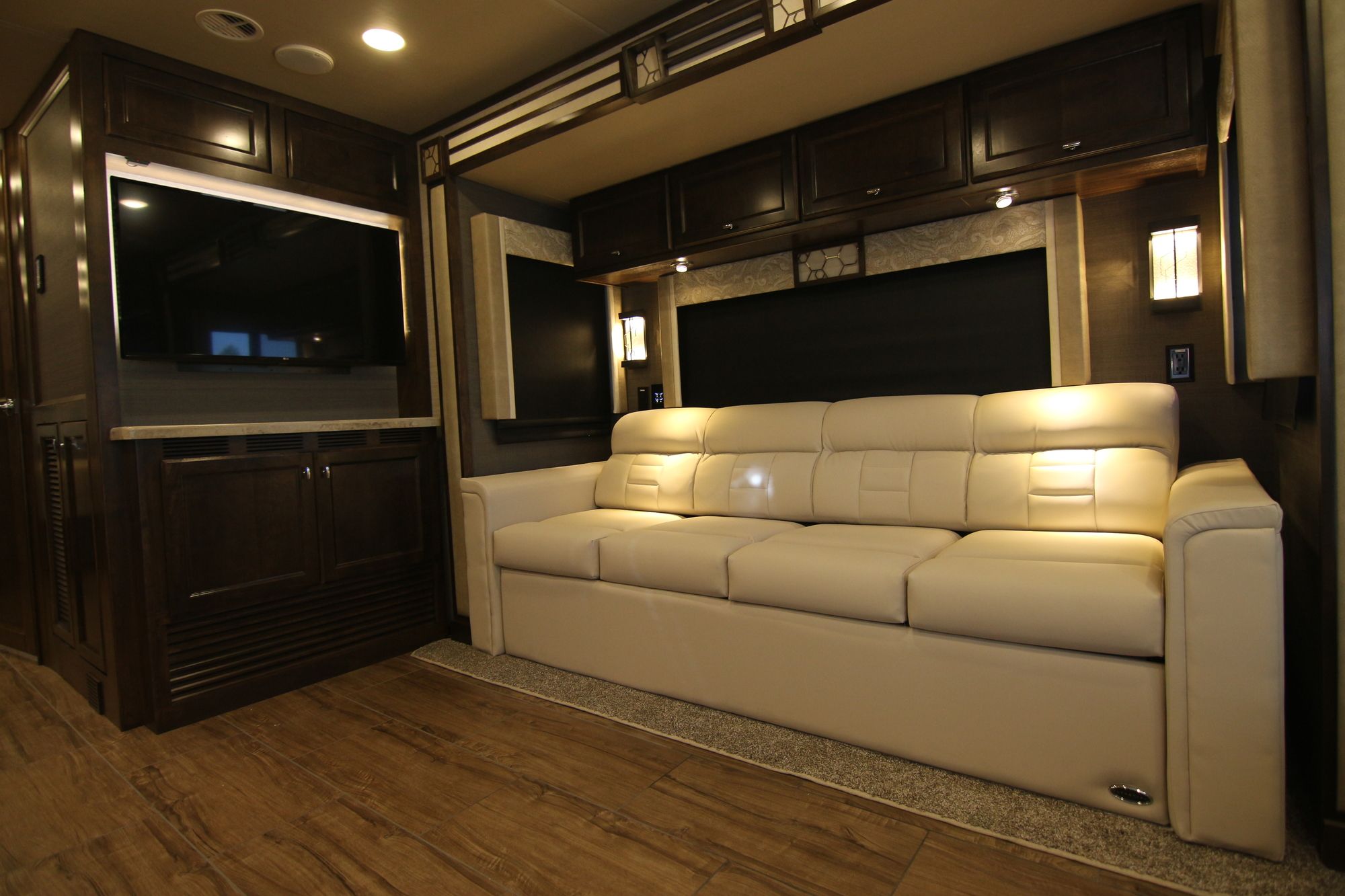 New 2020 Tiffin Motor Homes Allegro 34PA Class A  For Sale