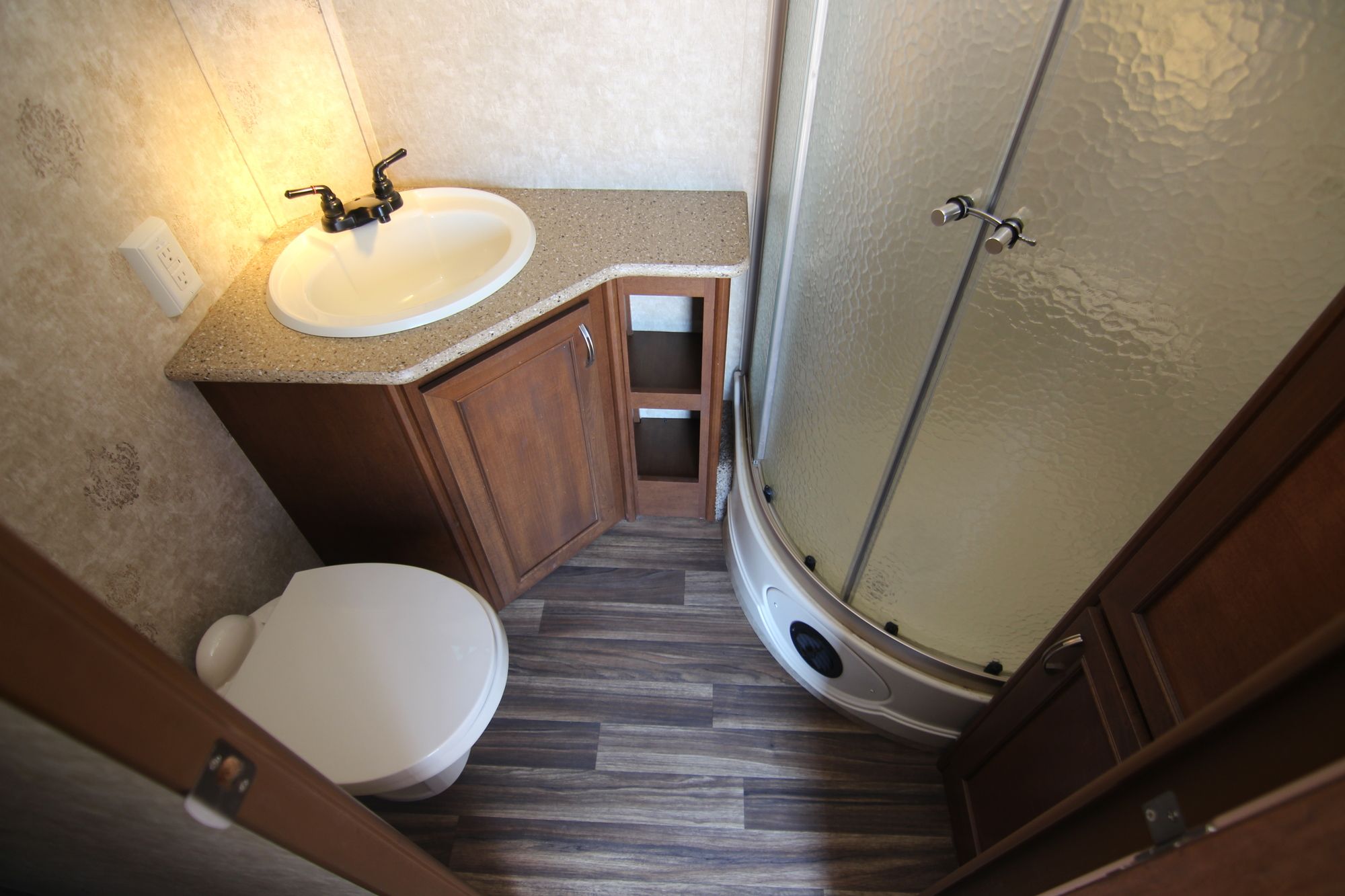 Used 2016 Open Range Highland Ridge 21FBD Travel Trailer  For Sale