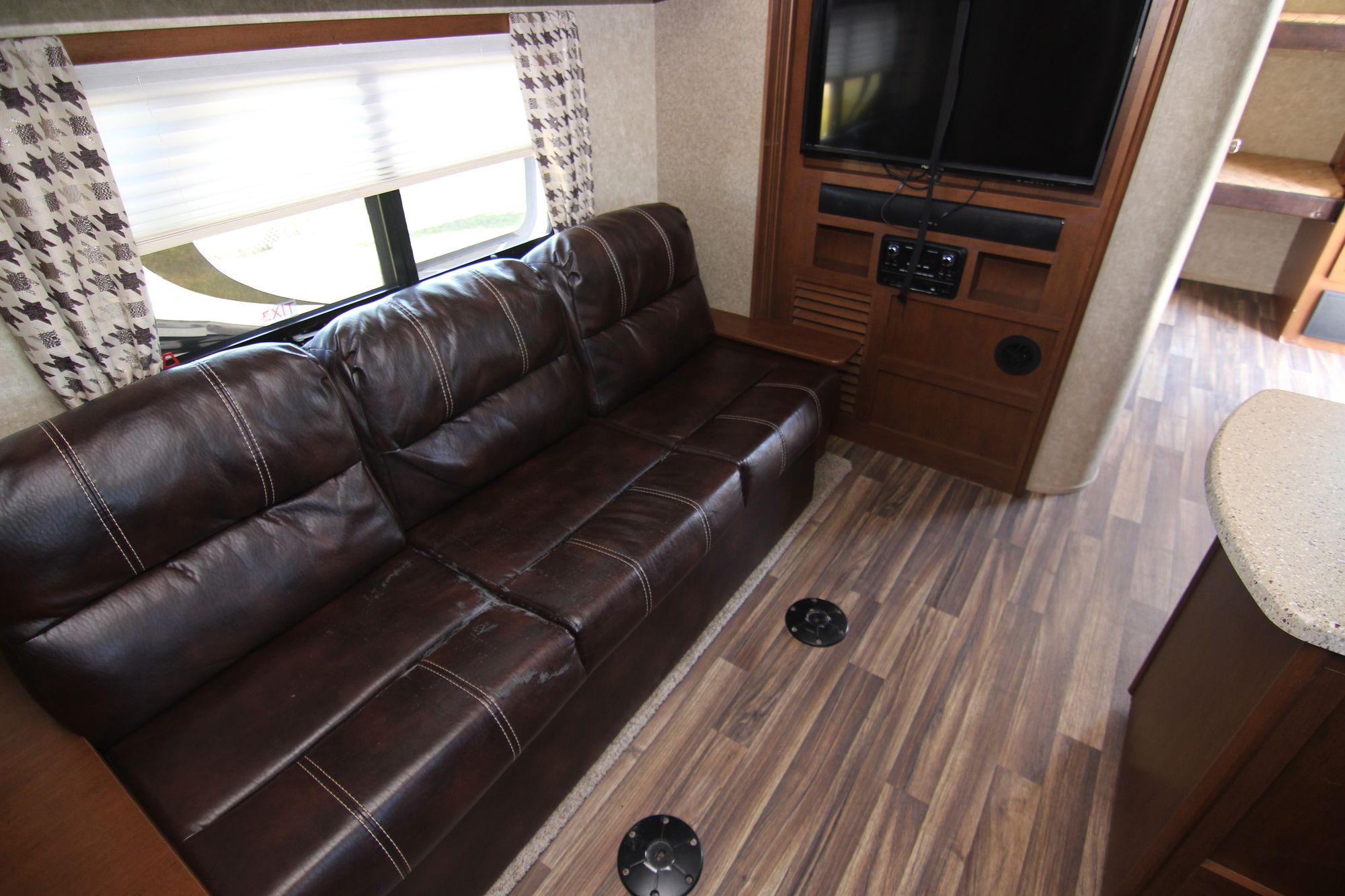 Used 2016 Open Range Highland Ridge 21FBD Travel Trailer  For Sale