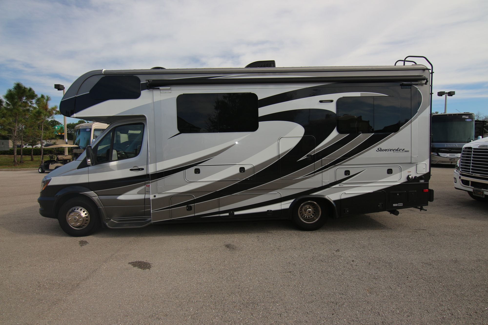 Used 2016 Forest River Sunseeker 2400W Class C  For Sale