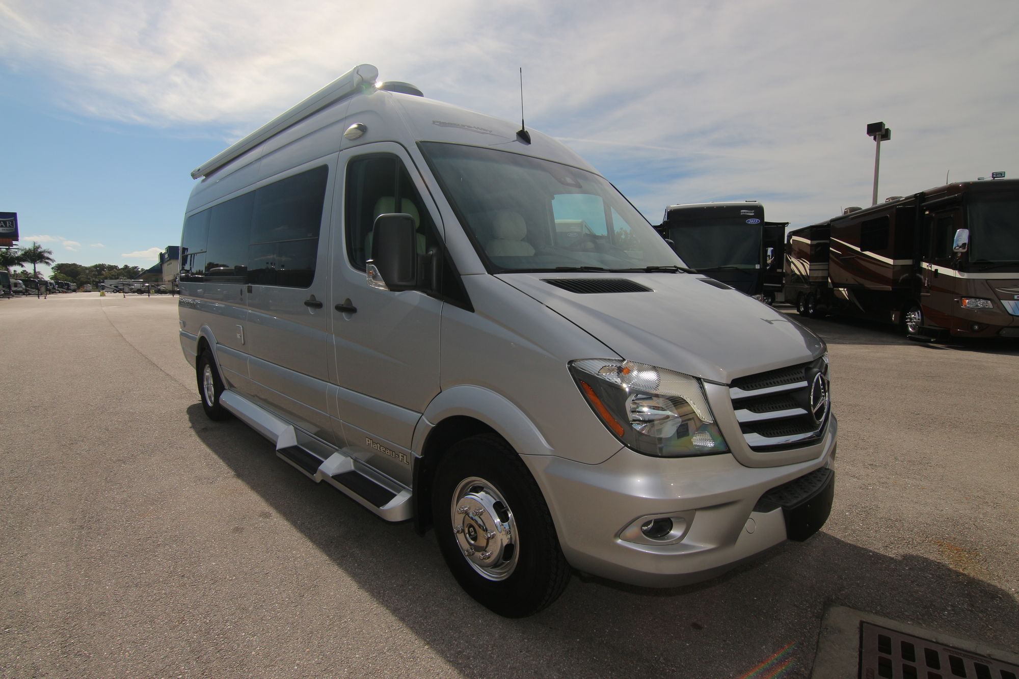 Used 2018 Pleasure-Way Plateau FL Class B  For Sale